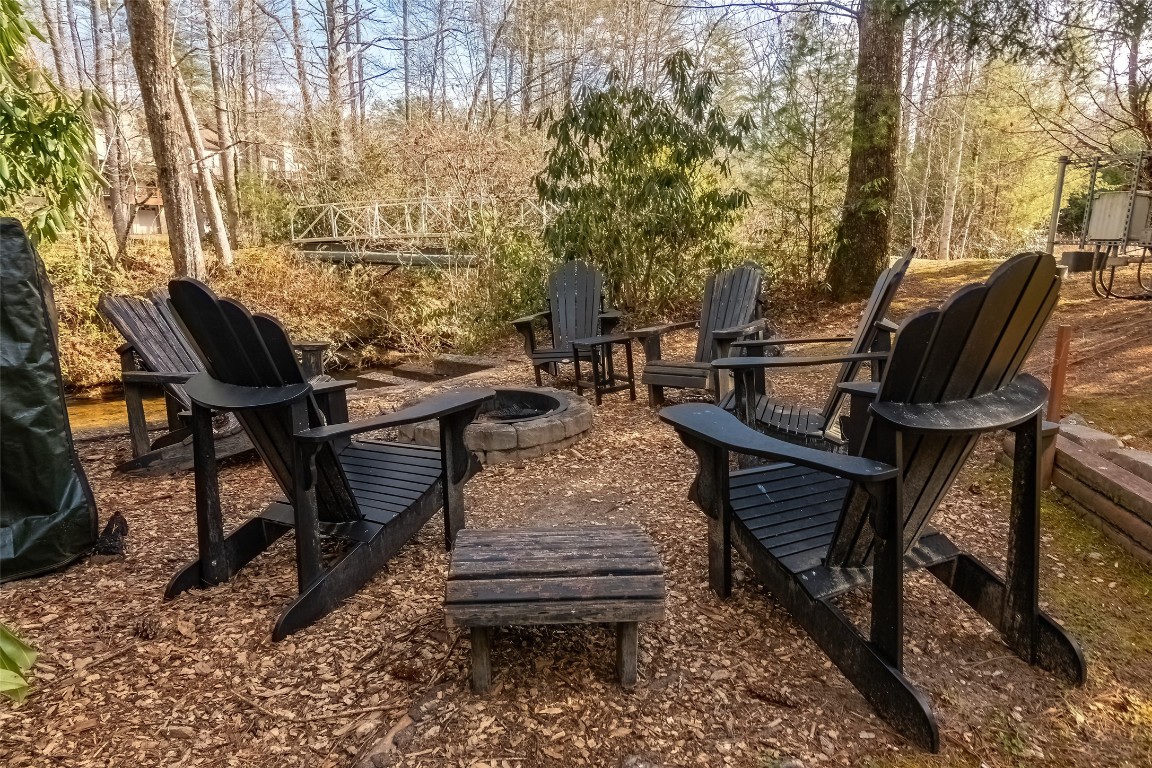 620 Sapphire Valley Road C