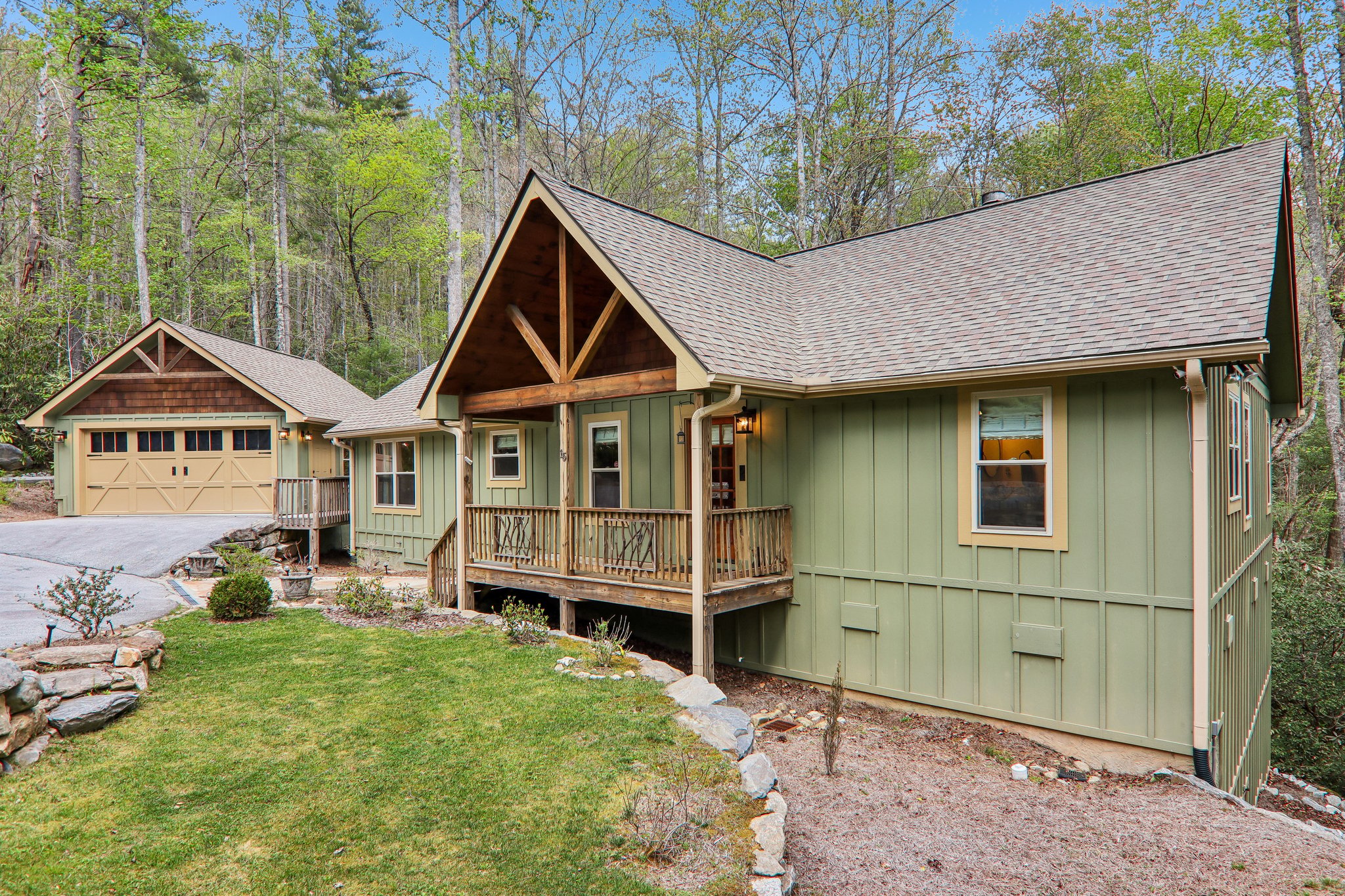 15 Spruce Court