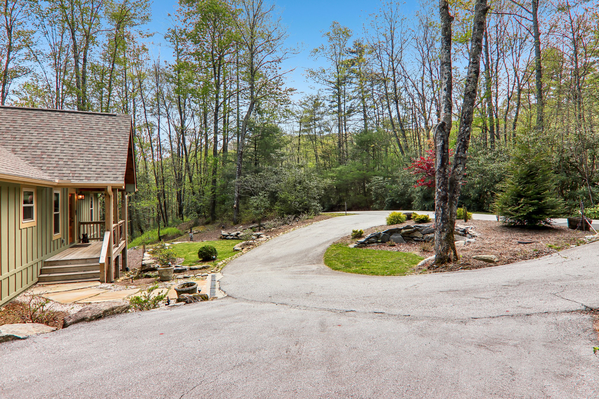 15 Spruce Court
