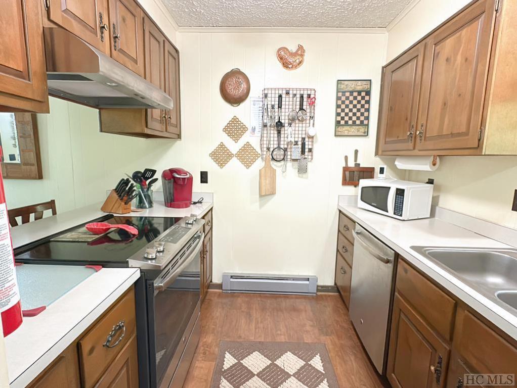 20 Chatterbox Way 8-A