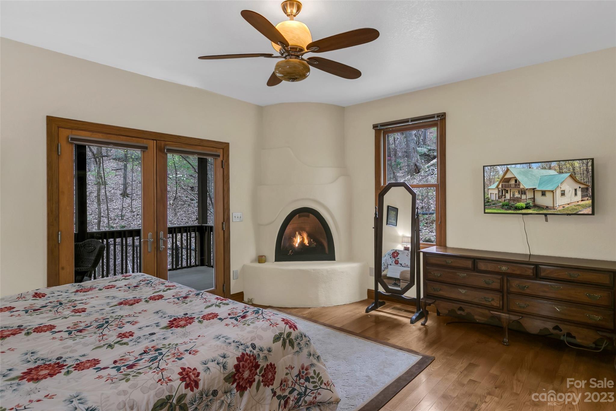 296 Luther Burbank Drive