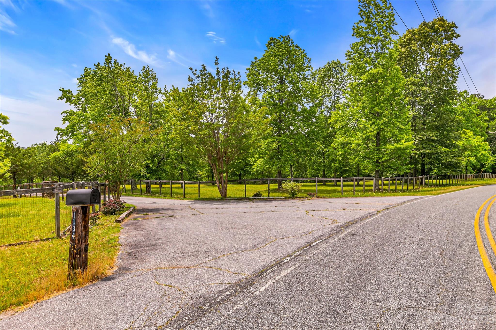 1034 Little Mountain Road