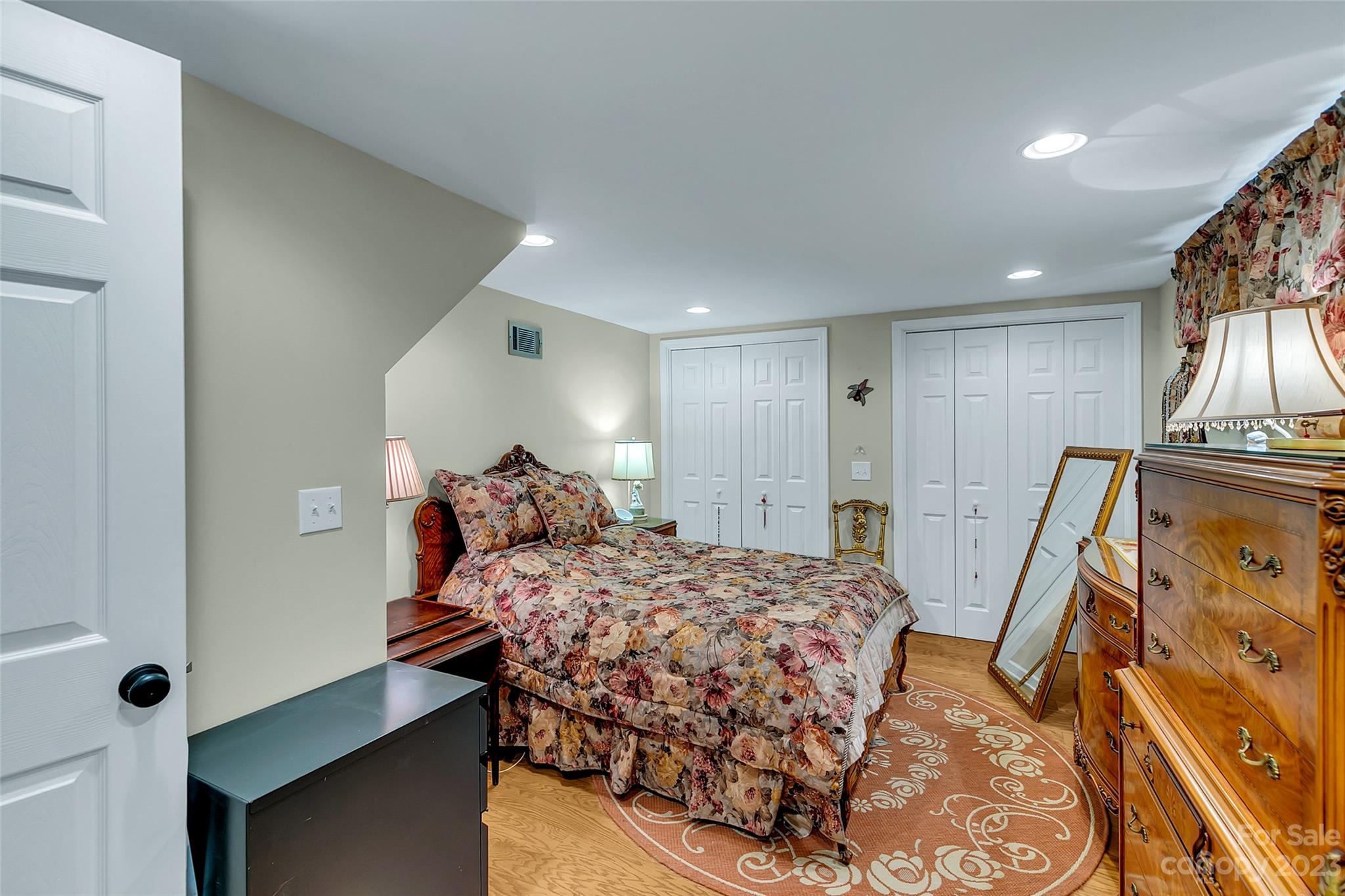 122 Sir Galahad Drive