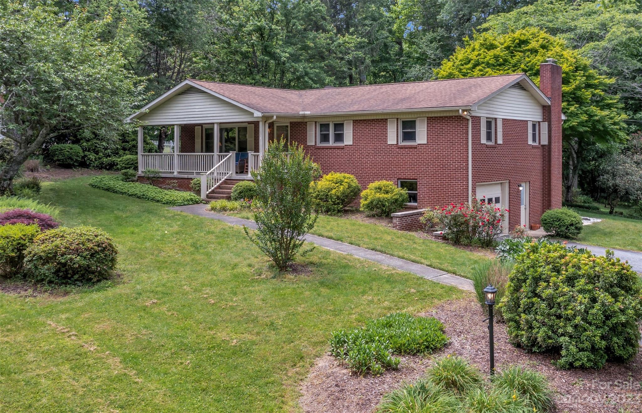 122 Sir Galahad Drive