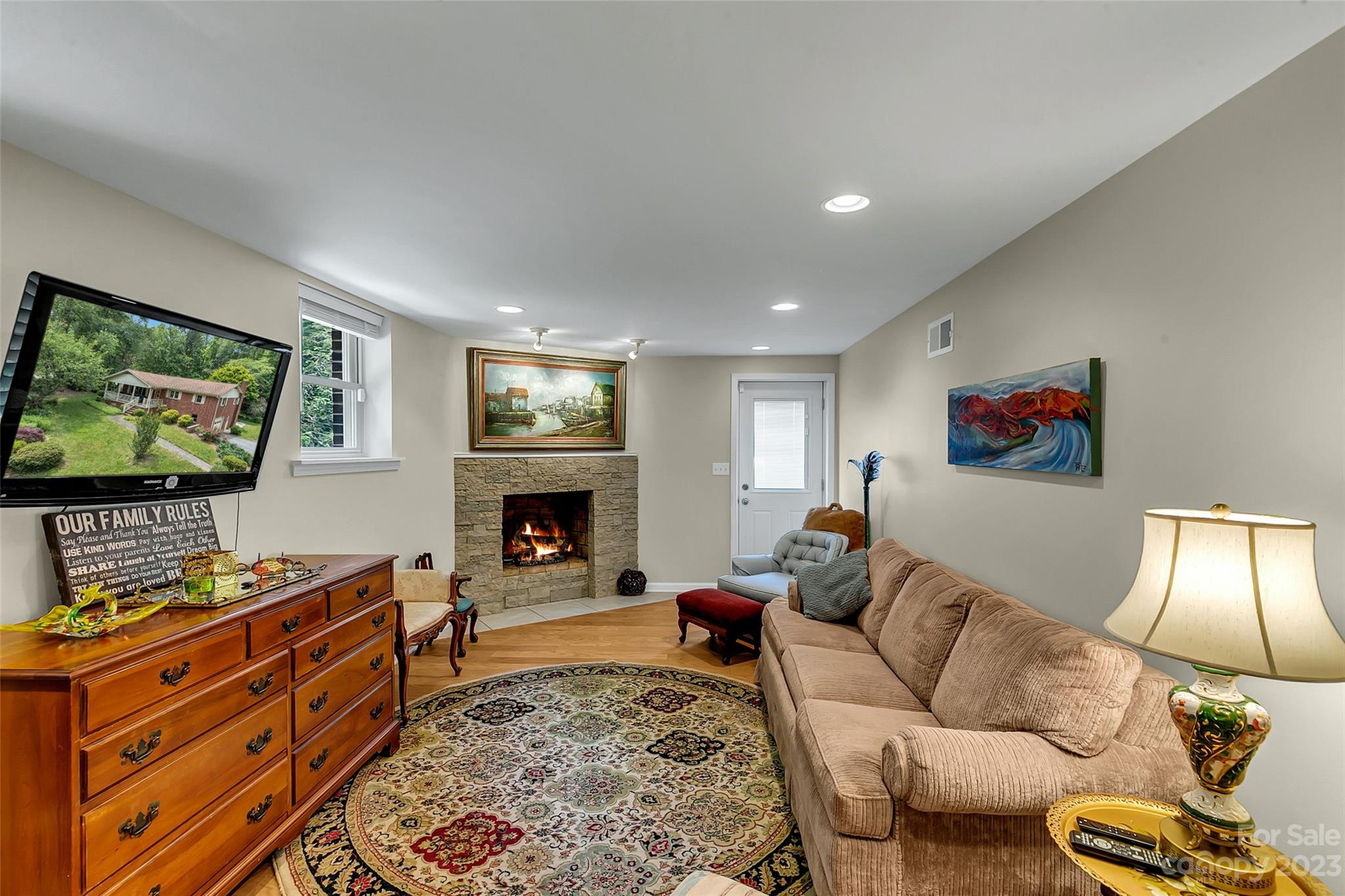 122 Sir Galahad Drive