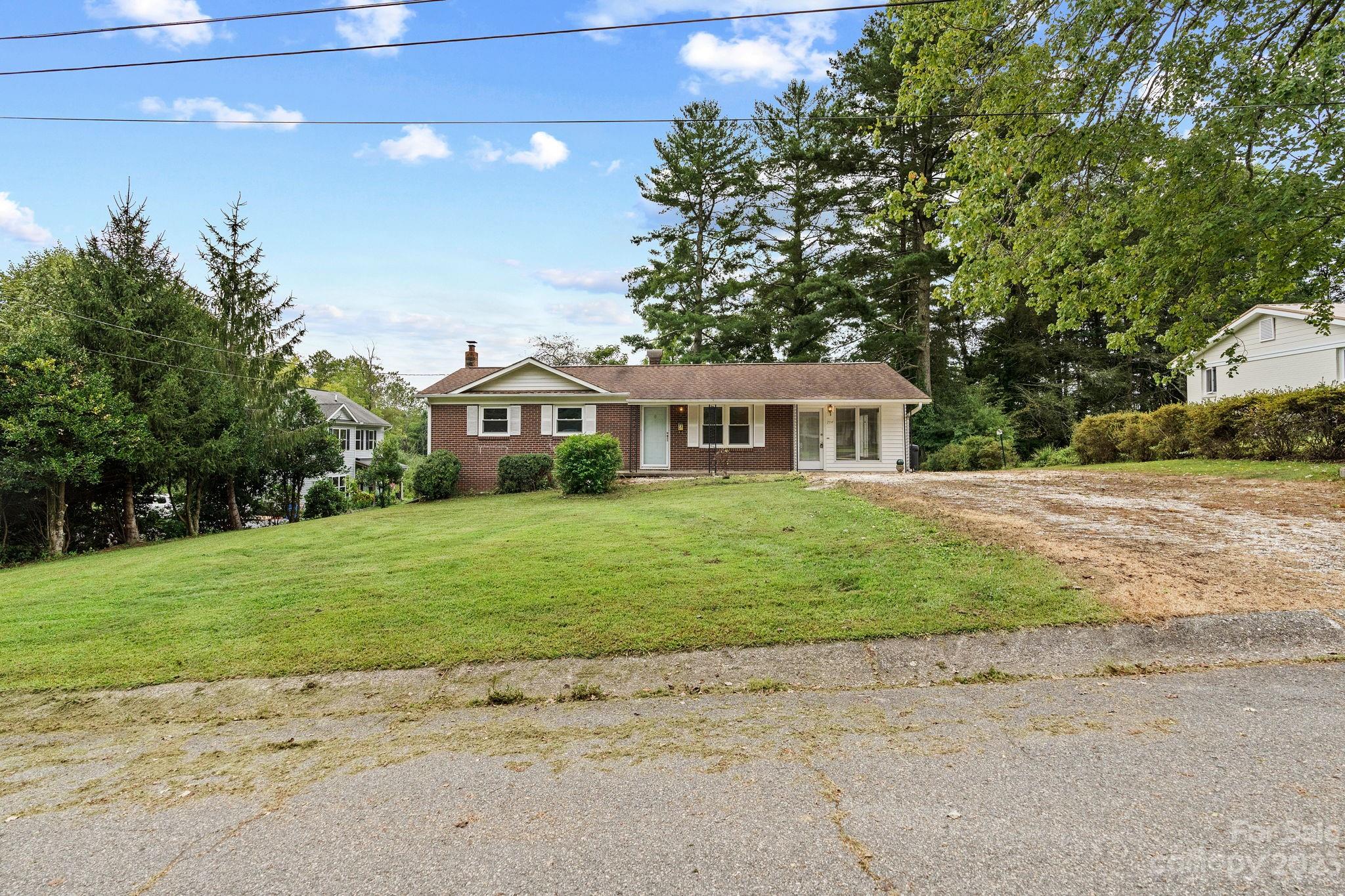 72 Poplar Street