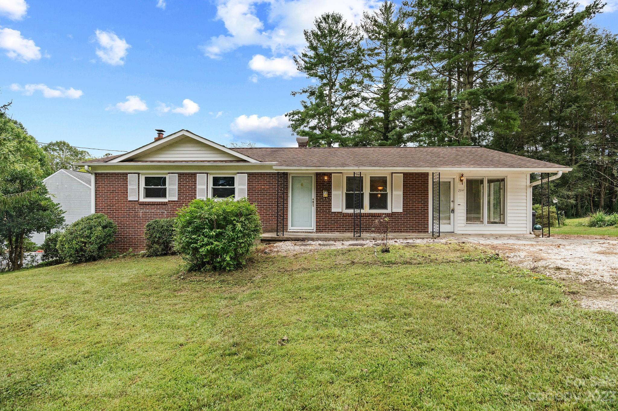 72 Poplar Street