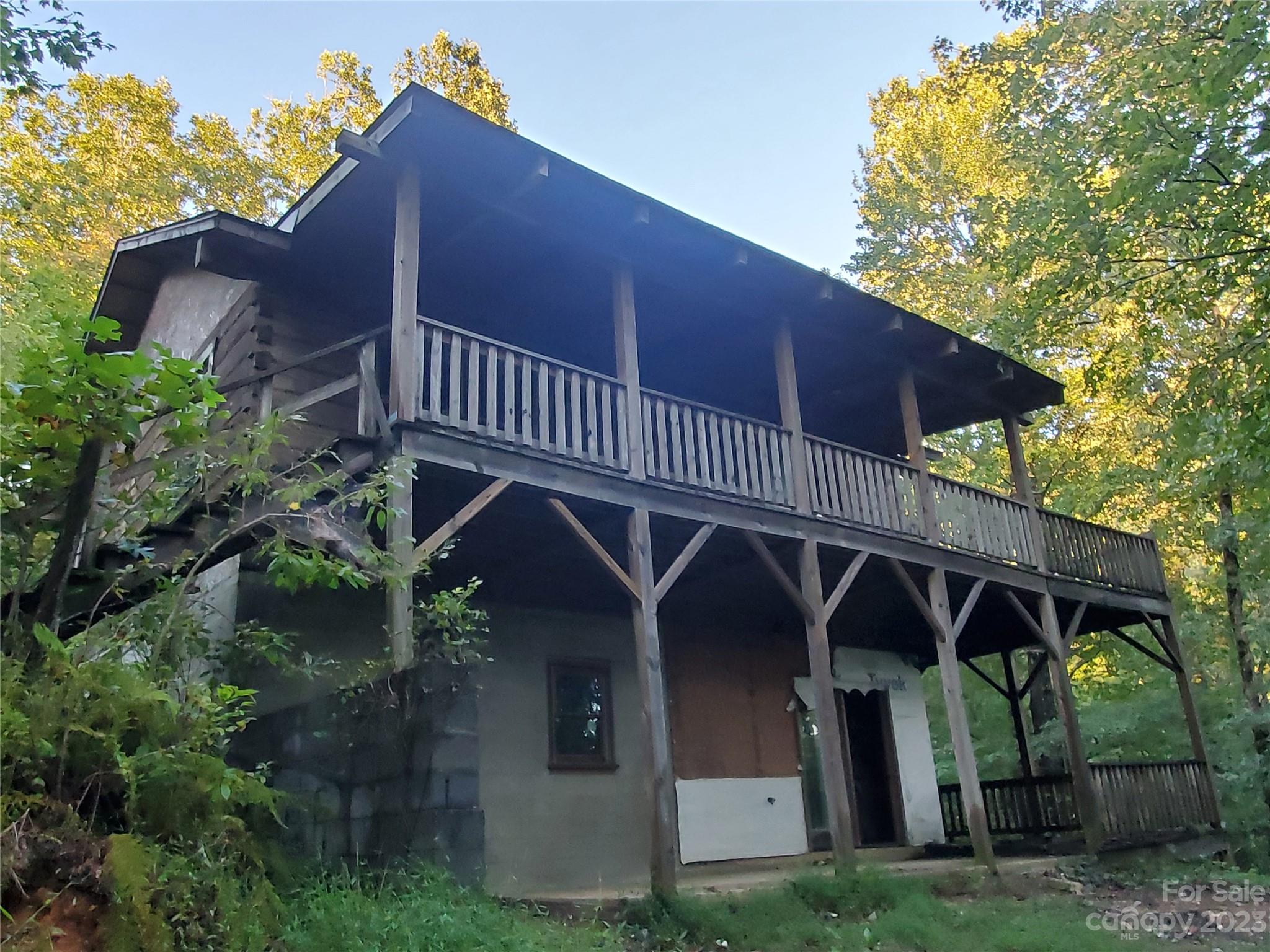 25 Creek Road