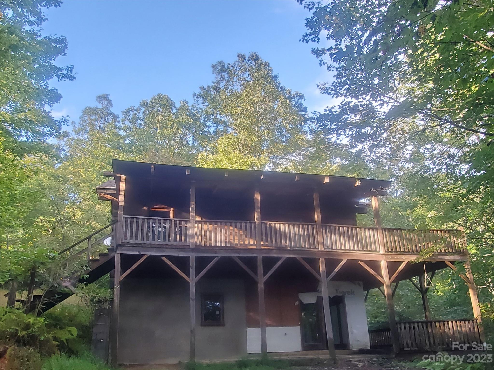 25 Creek Road