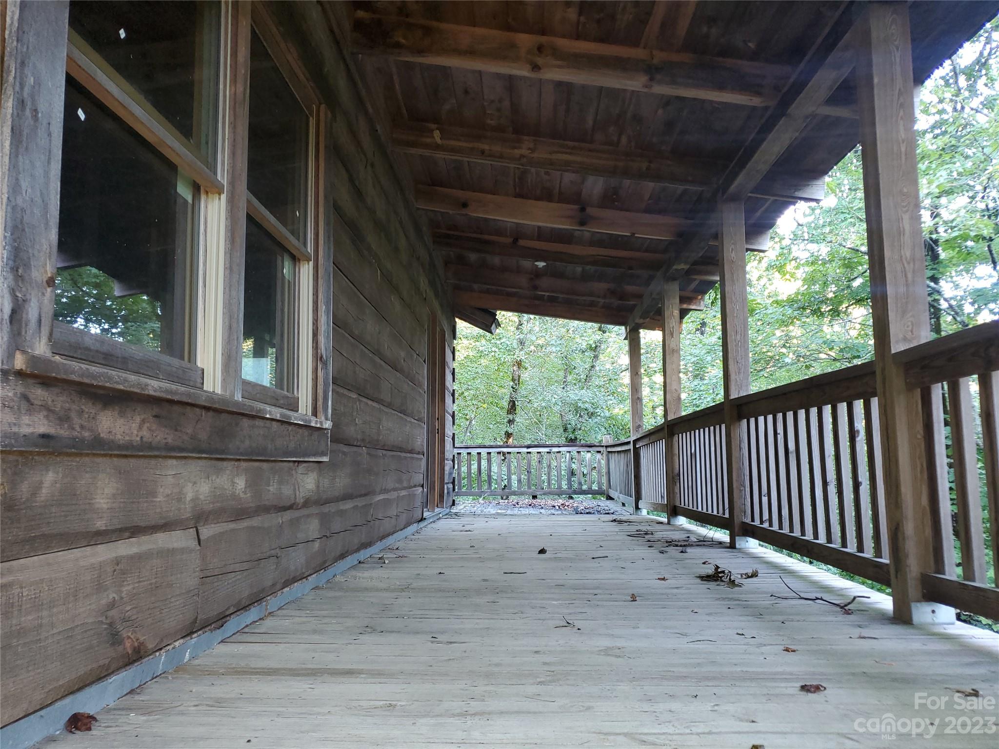 25 Creek Road