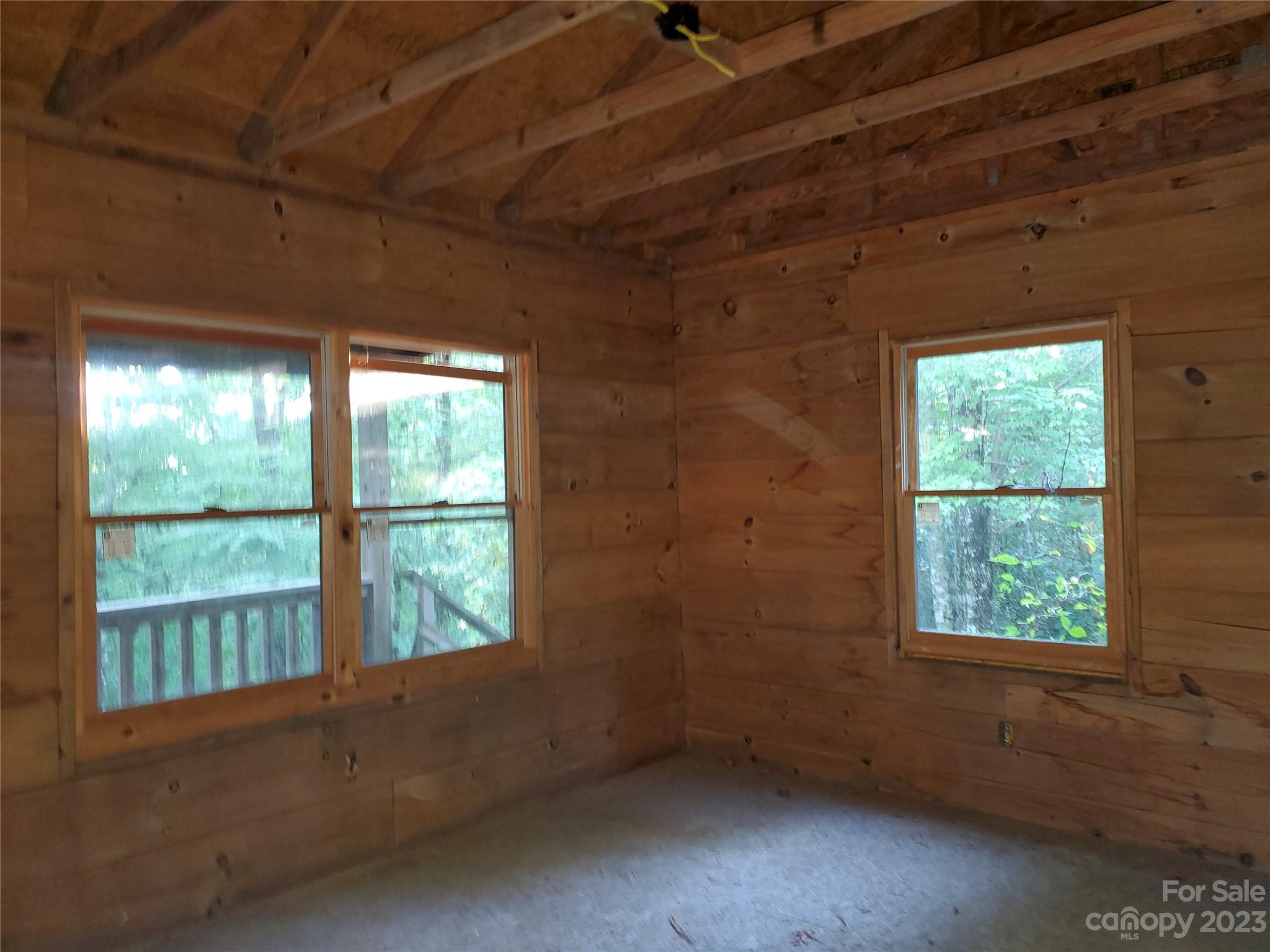 25 Creek Road