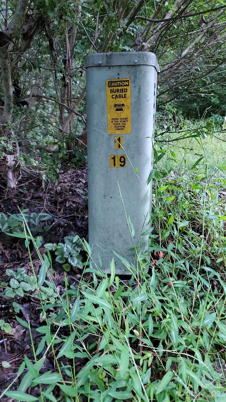 25 Creek Road