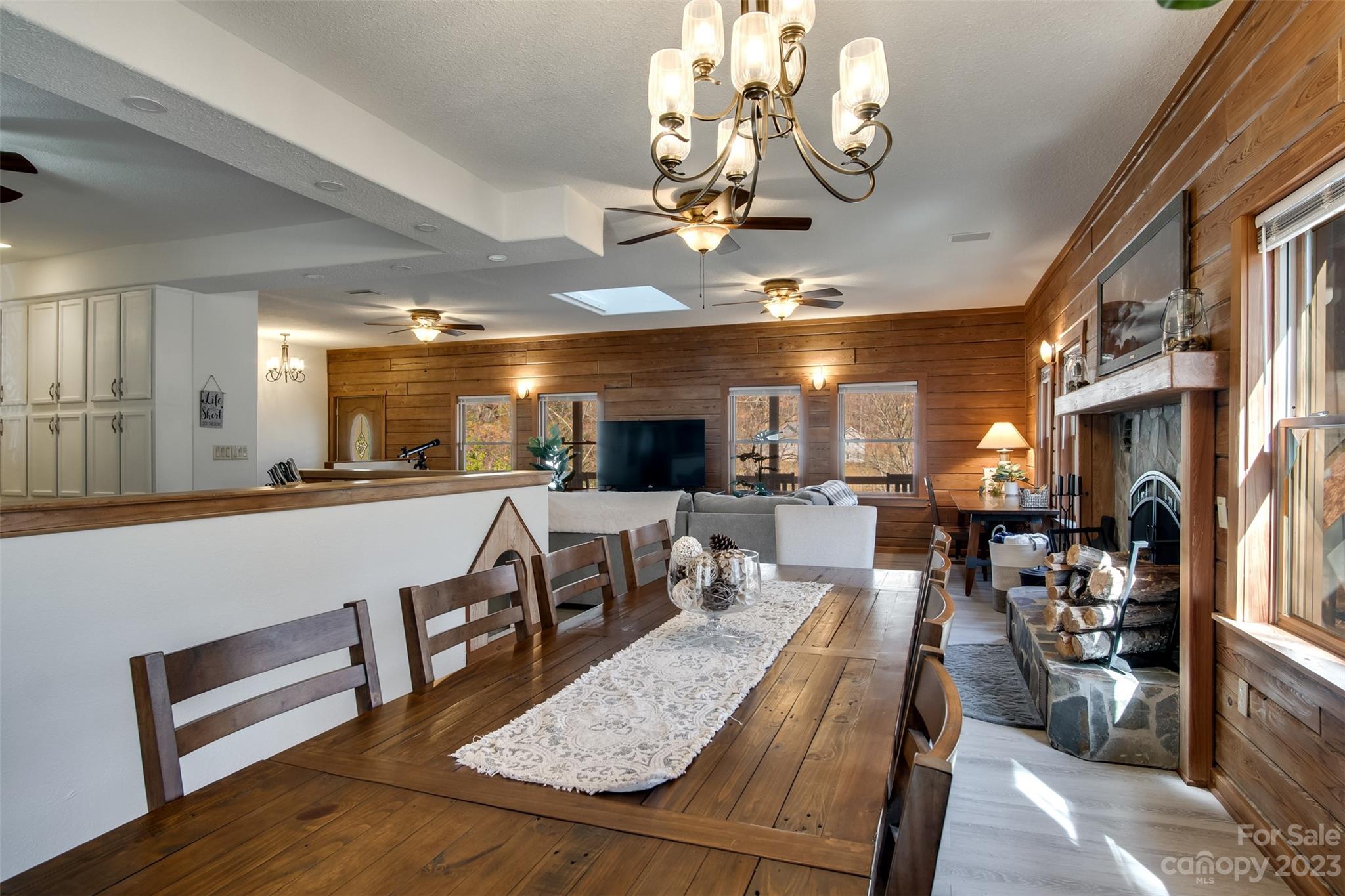 536 Davis Creek Road