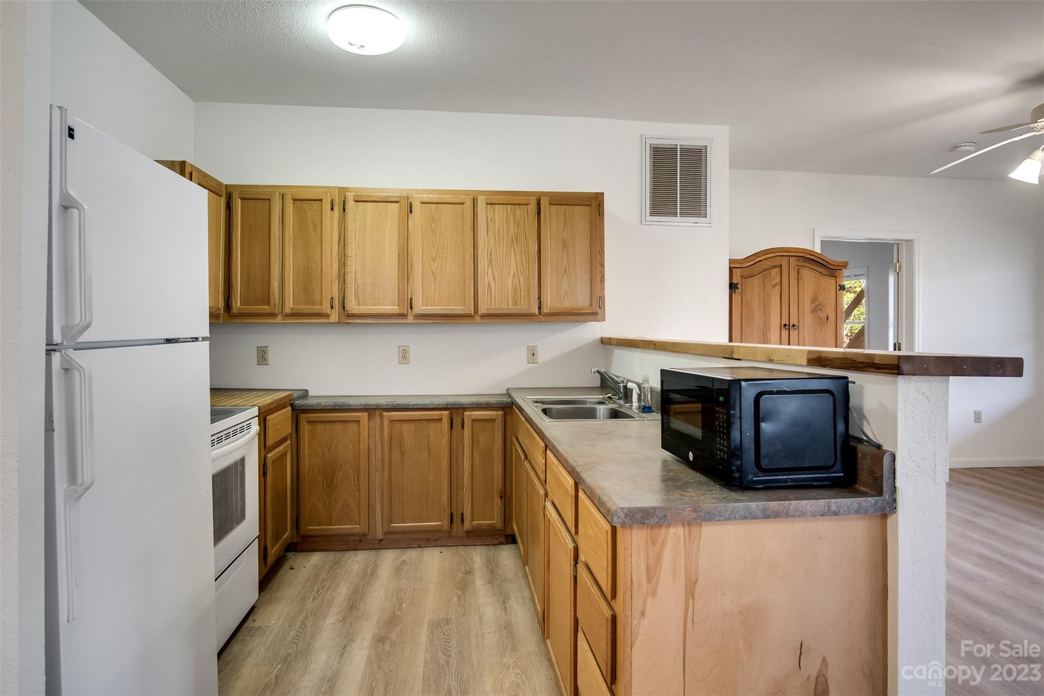 536 Davis Creek Road