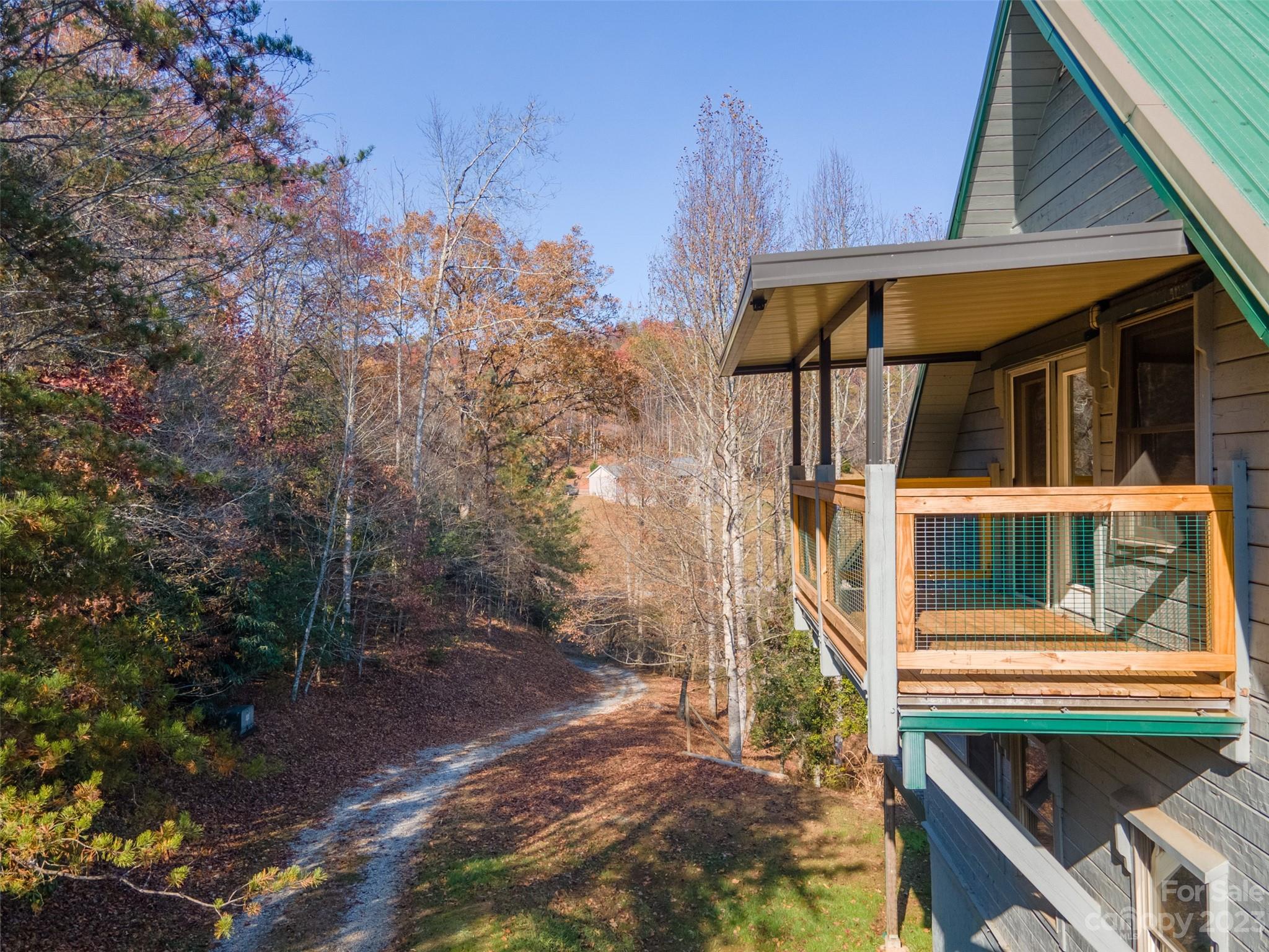 536 Davis Creek Road