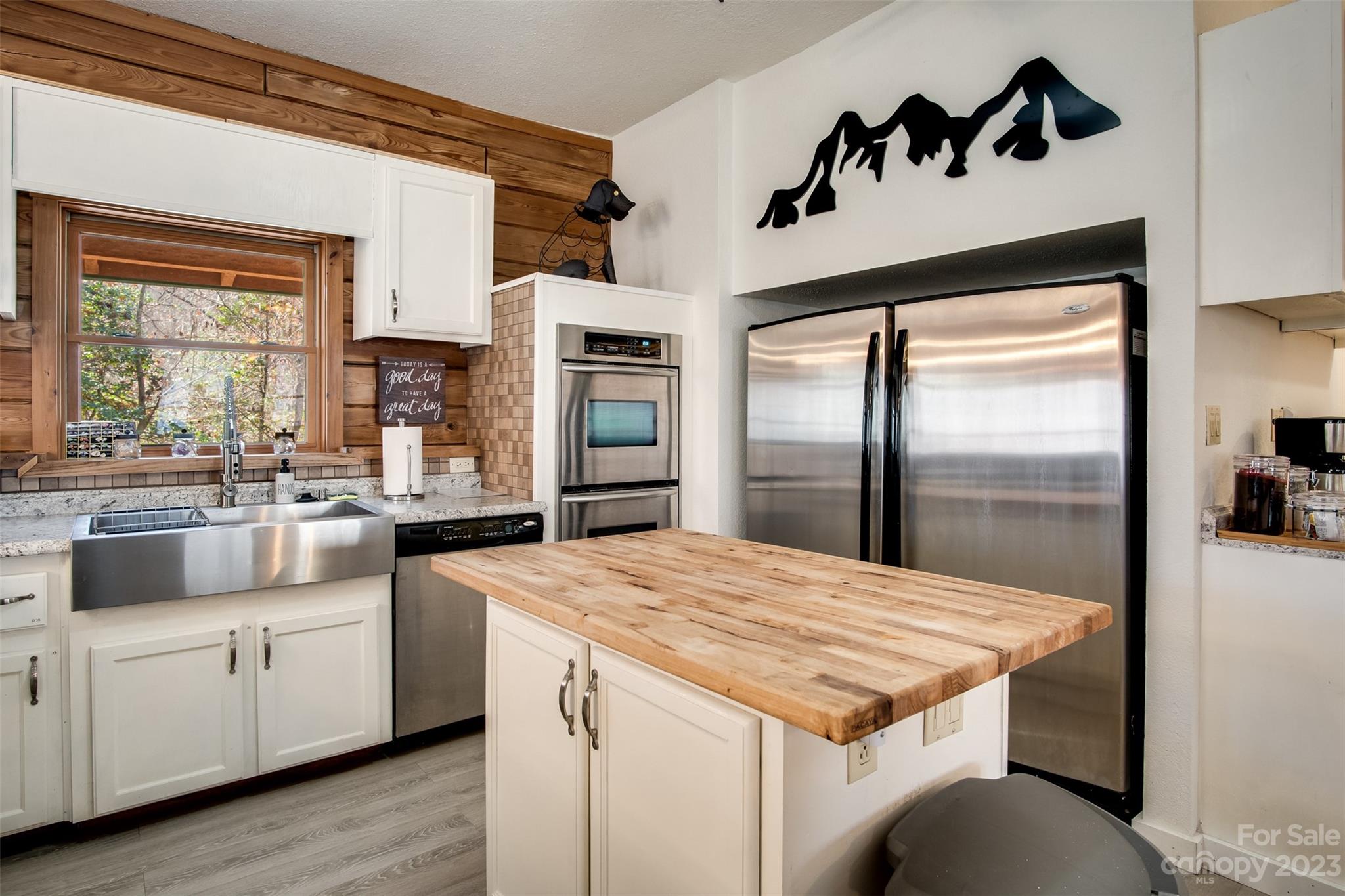536 Davis Creek Road