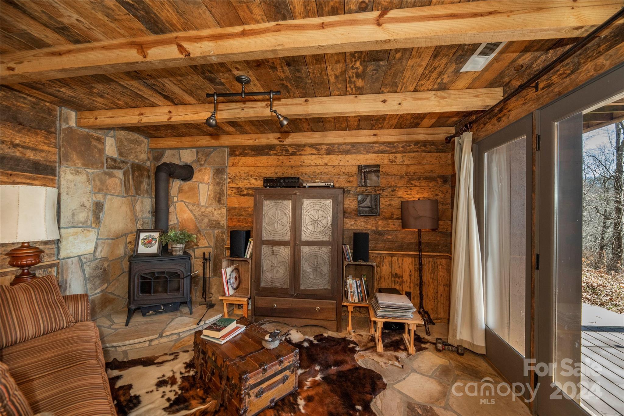 1074 Indian Camp Mountain Road Unit: 33