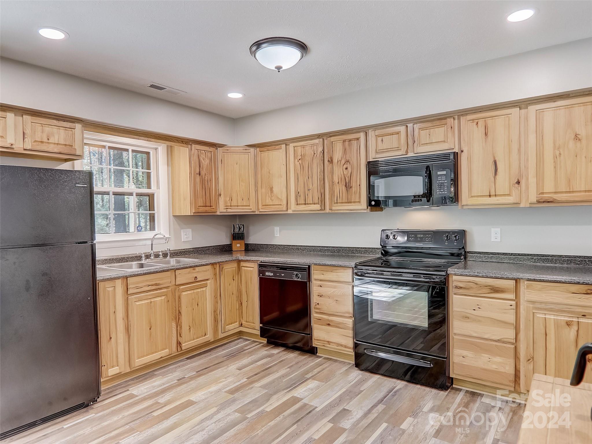 1191 Dupont Road