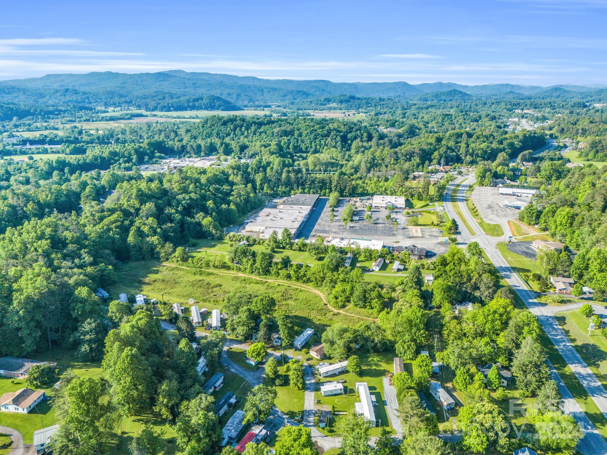 1386 Asheville Highway