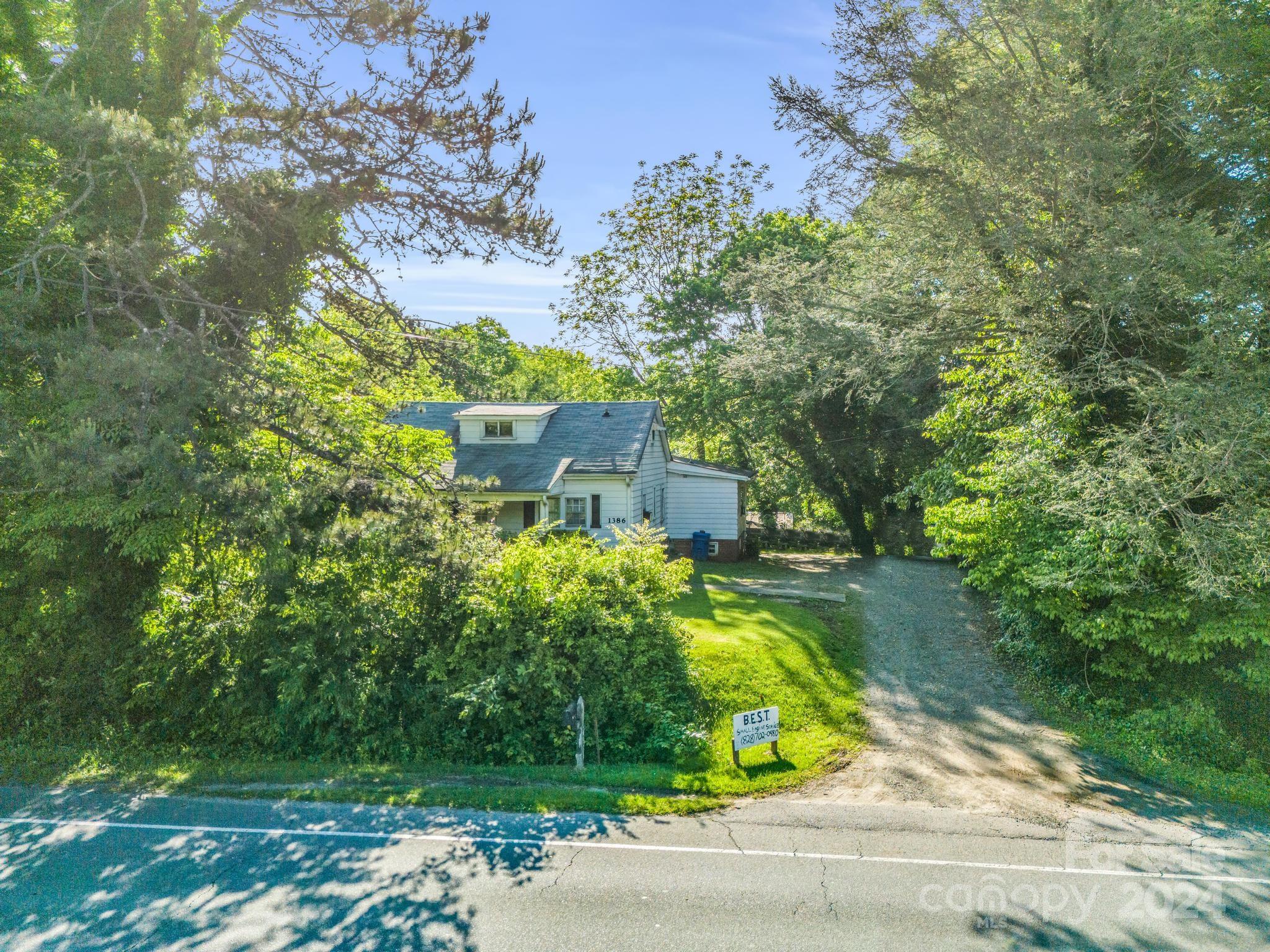 1386 Asheville Highway