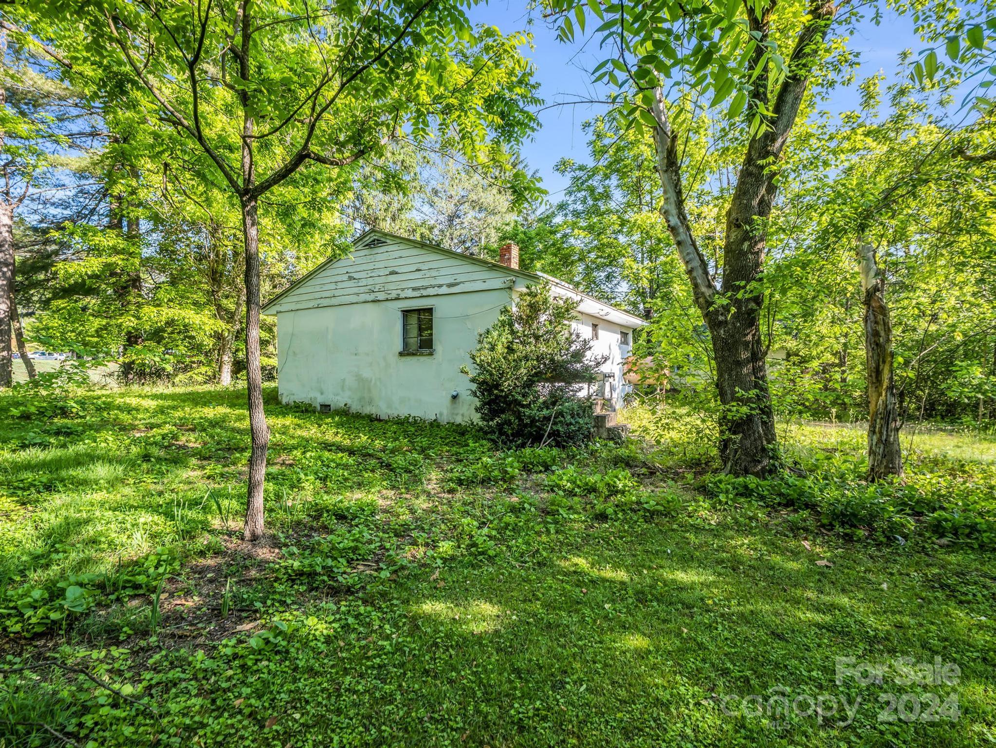1386 Asheville Highway