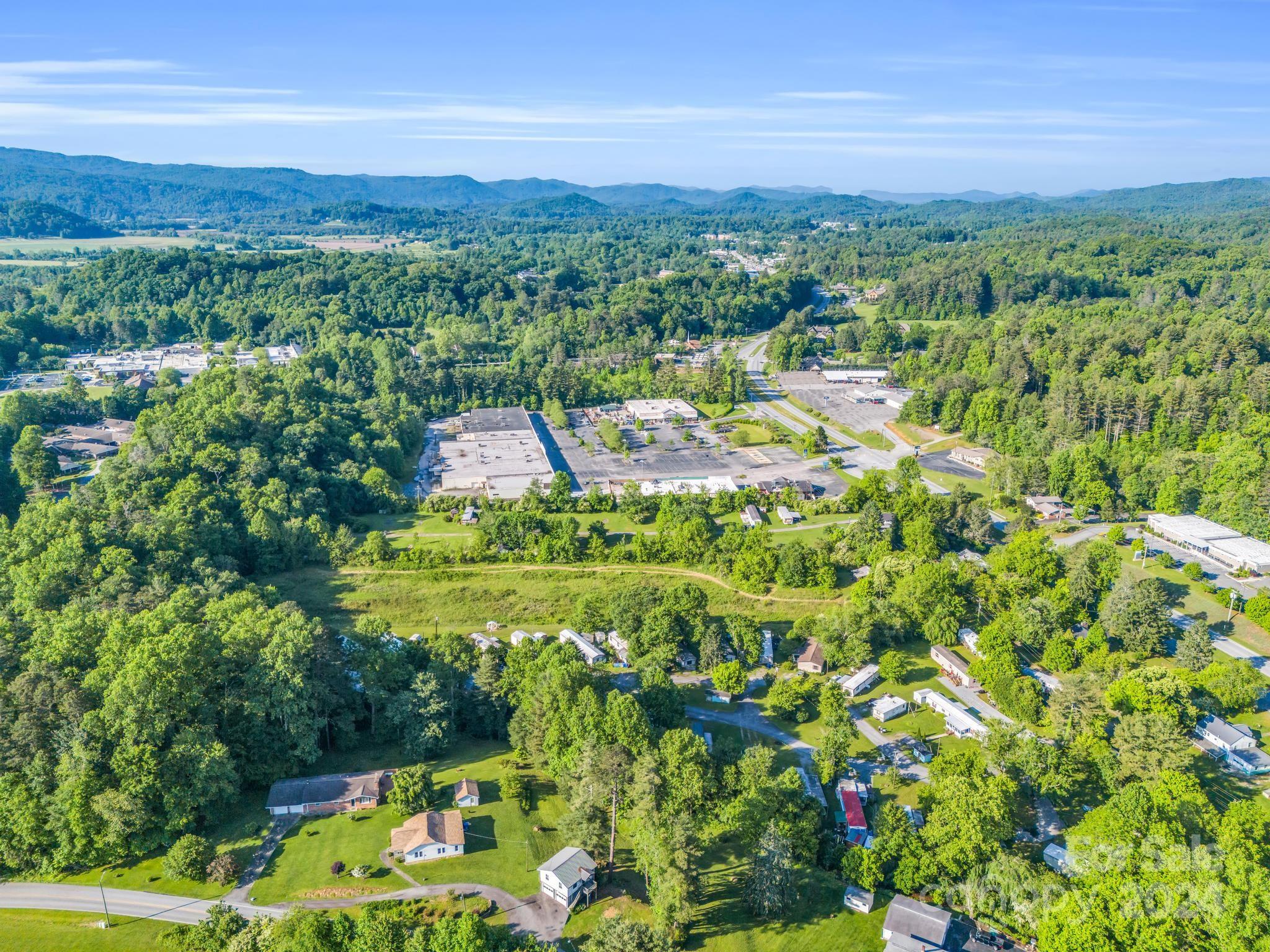 1386 Asheville Highway