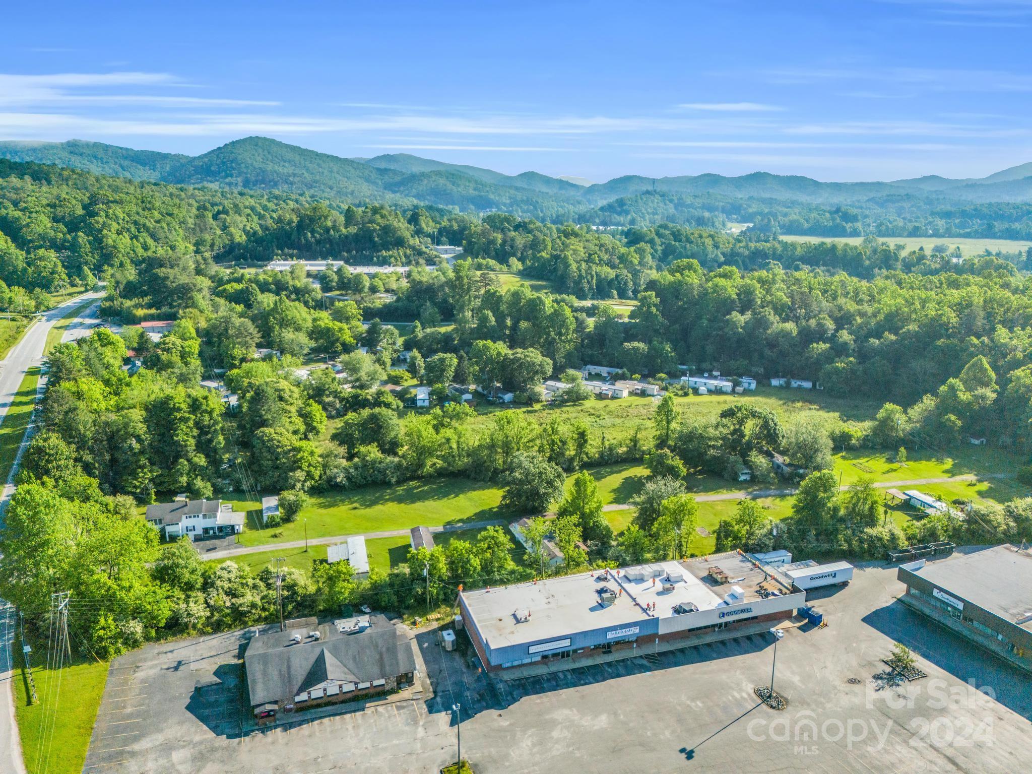 1386 Asheville Highway