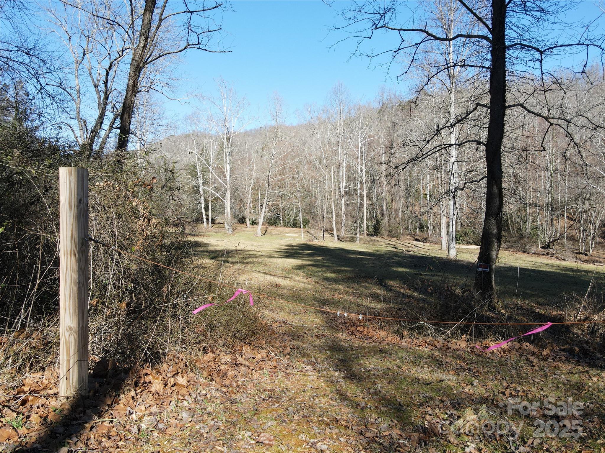 25 Rush Creek Road