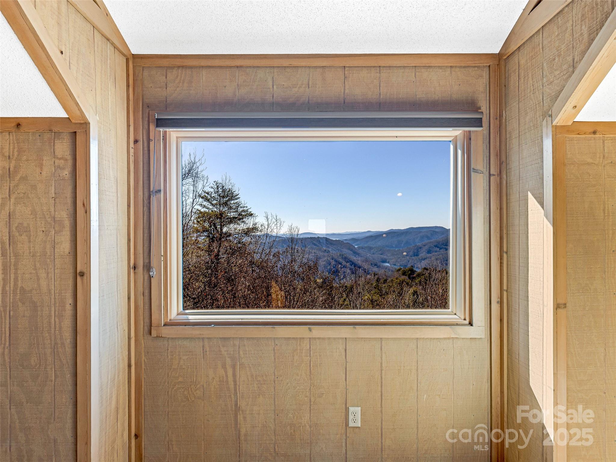490 Arrowhead Ridge Road