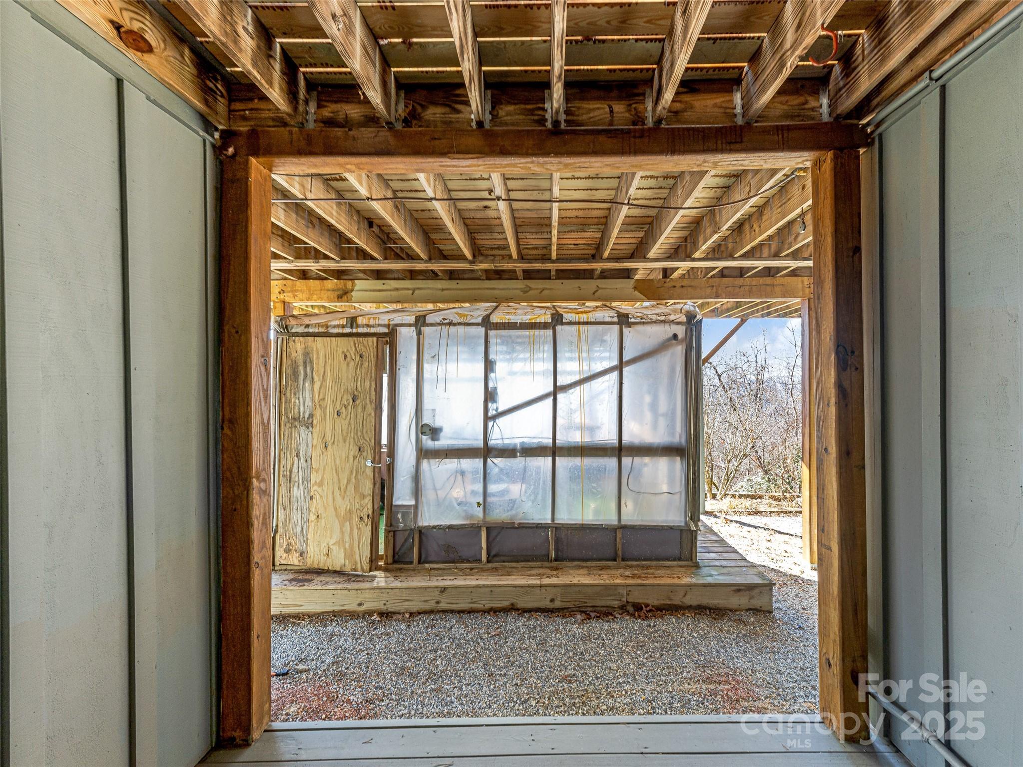 490 Arrowhead Ridge Road