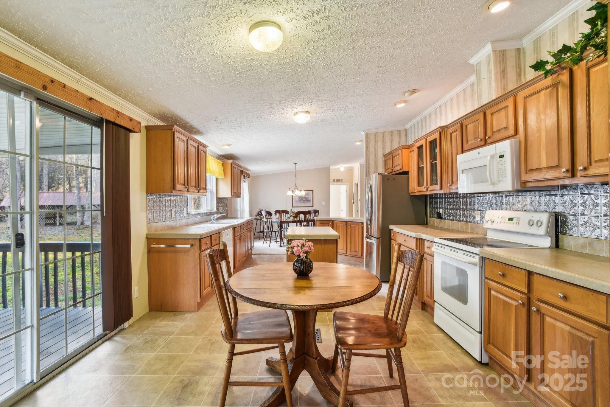 1855 Cashiers Valley Road