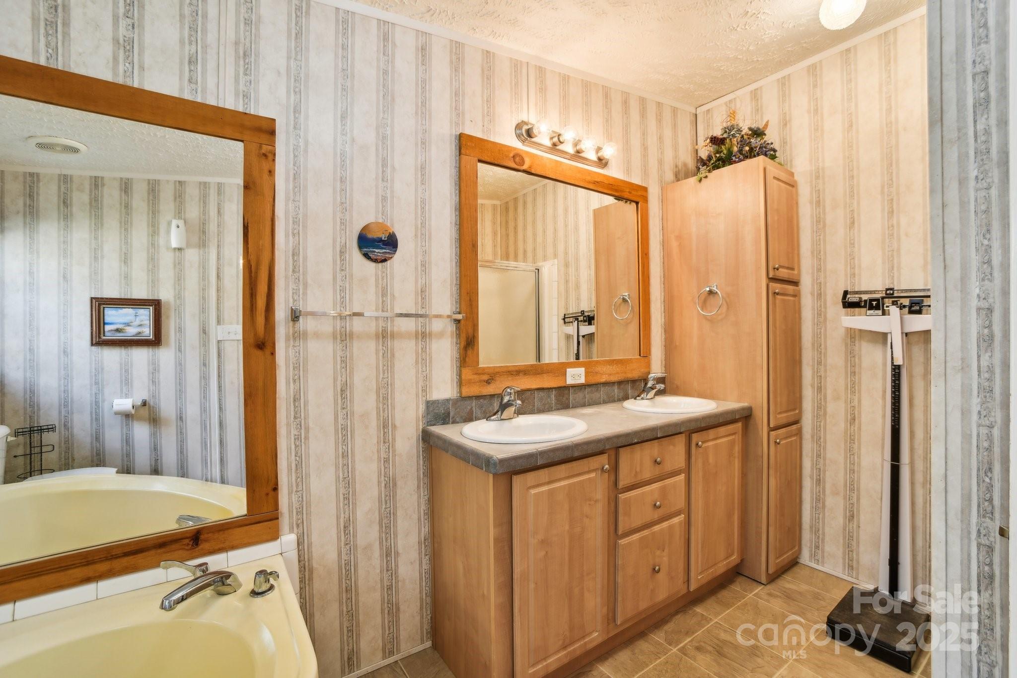1855 Cashiers Valley Road