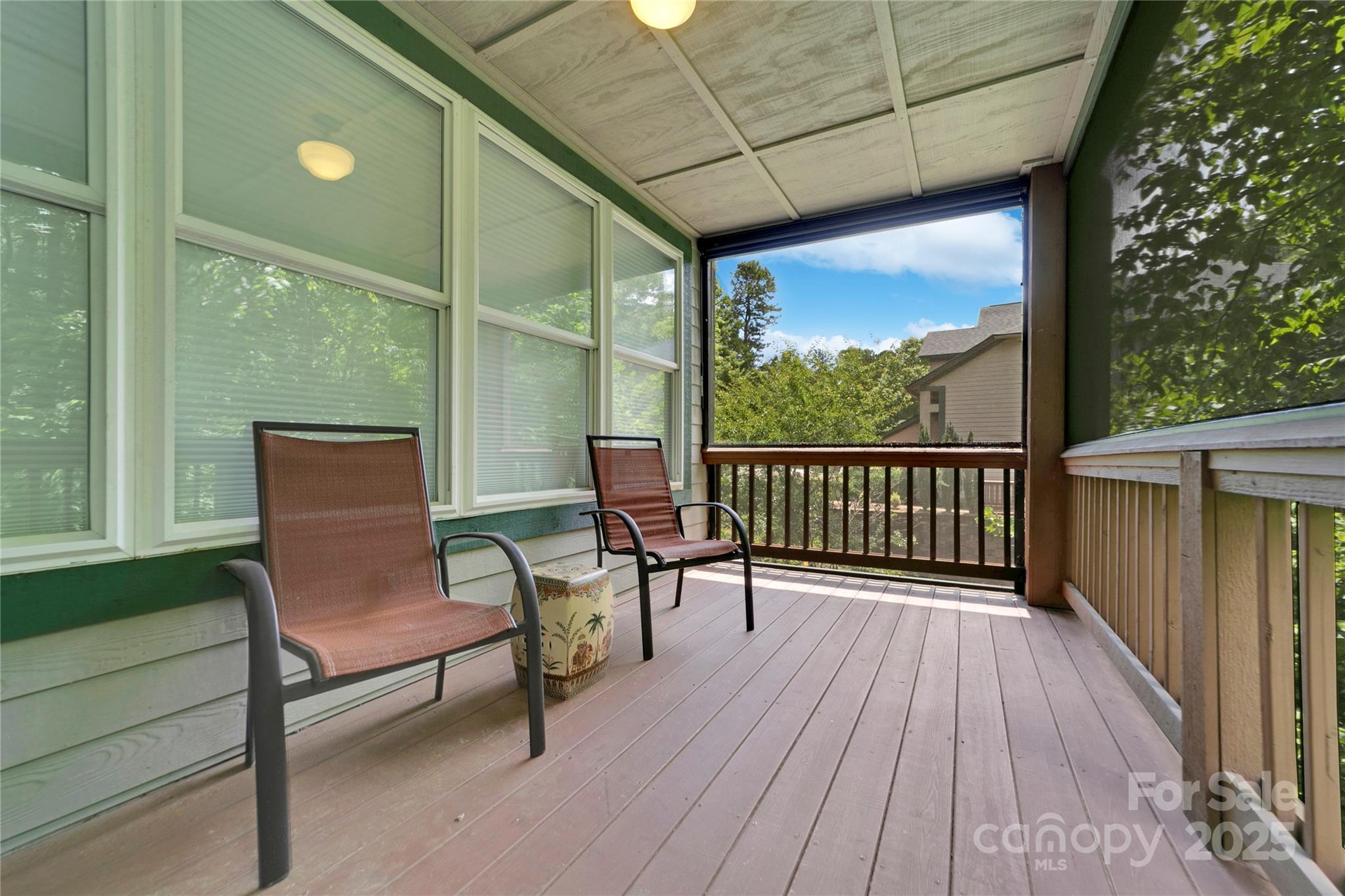 99 Ridgetop Circle