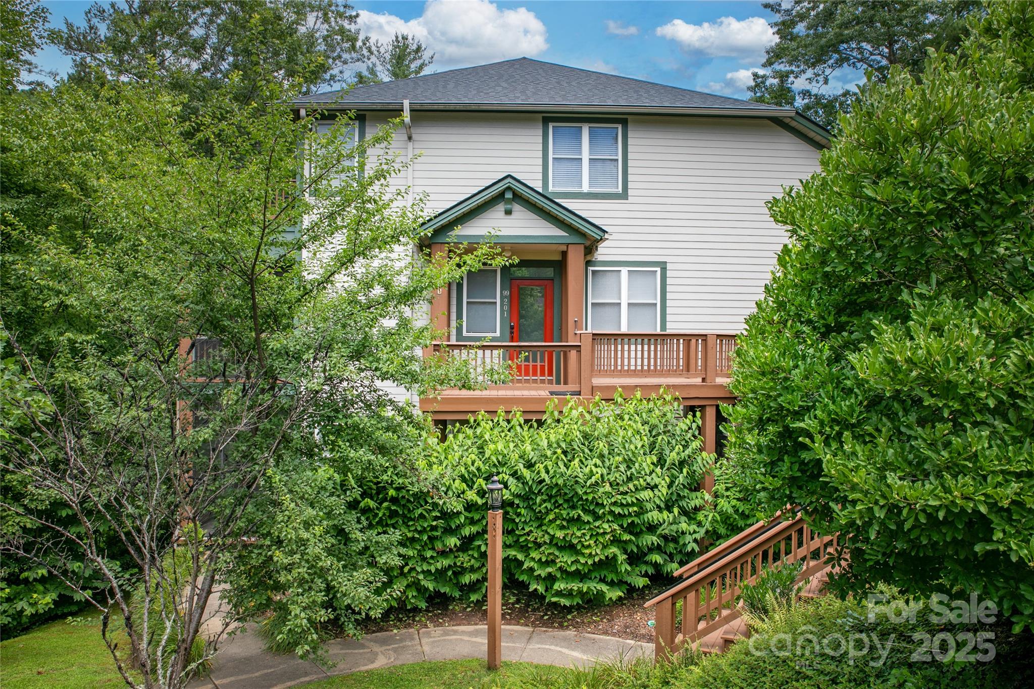 99 Ridgetop Circle