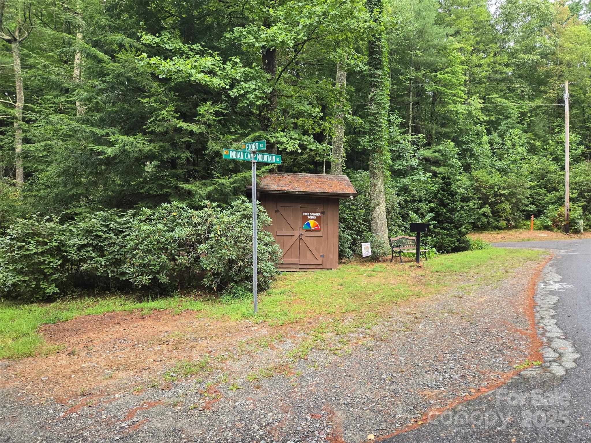 147 Hummingbird Hollow