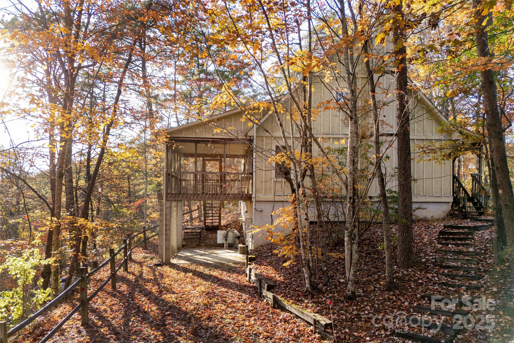 2355 Round Mountain Road