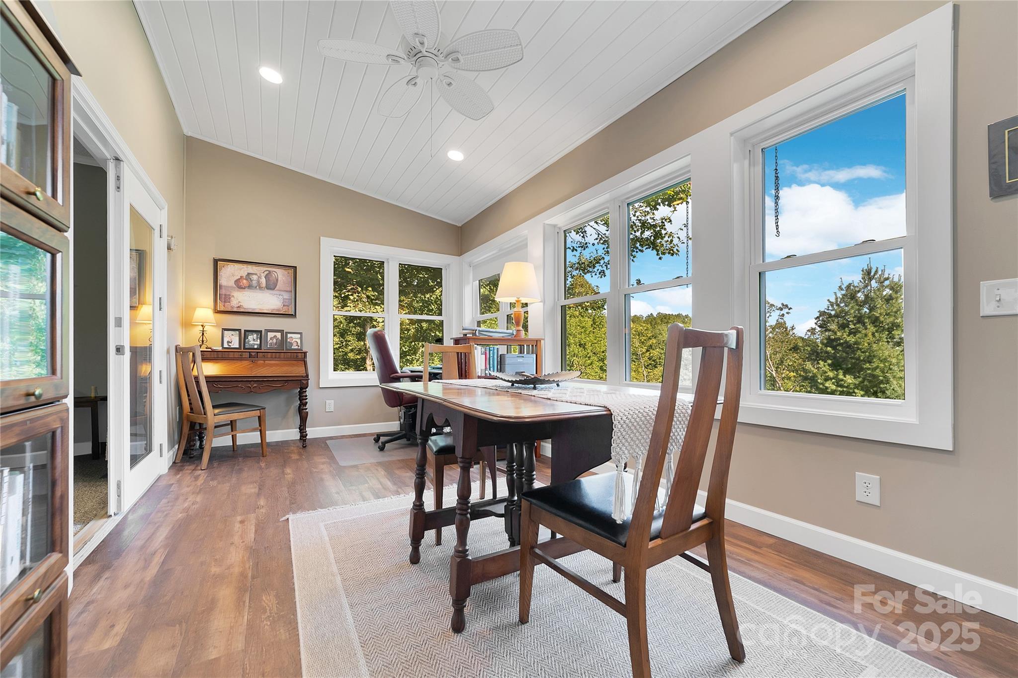 88 Ladd Ridge