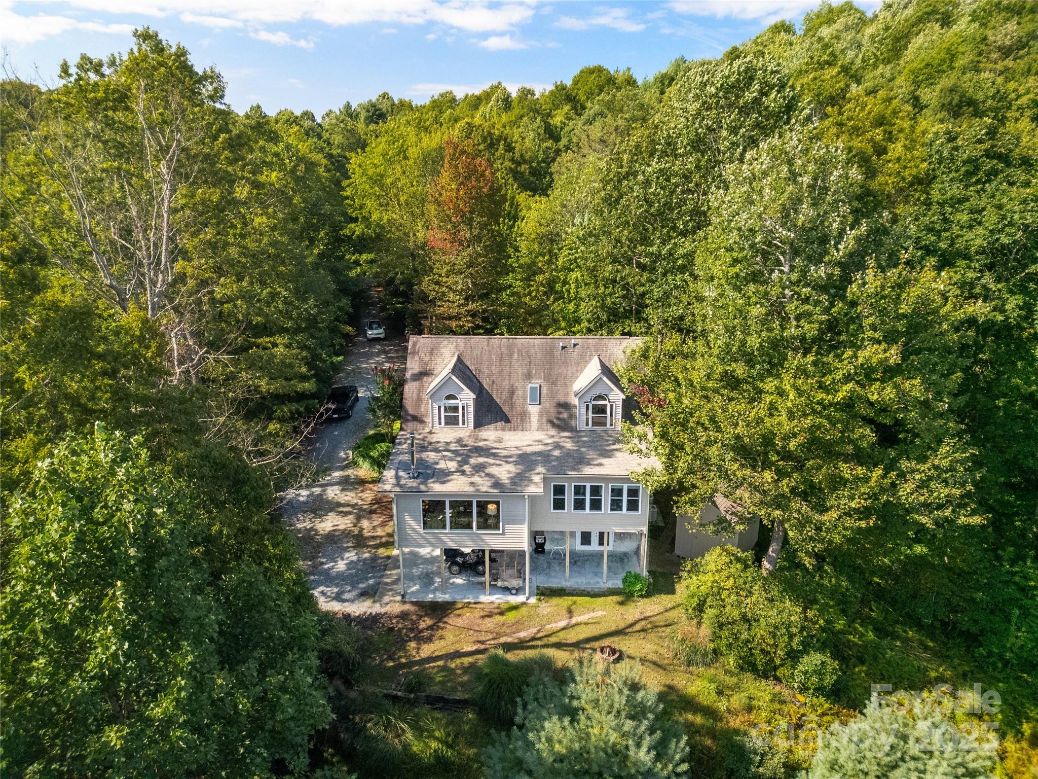 88 Ladd Ridge