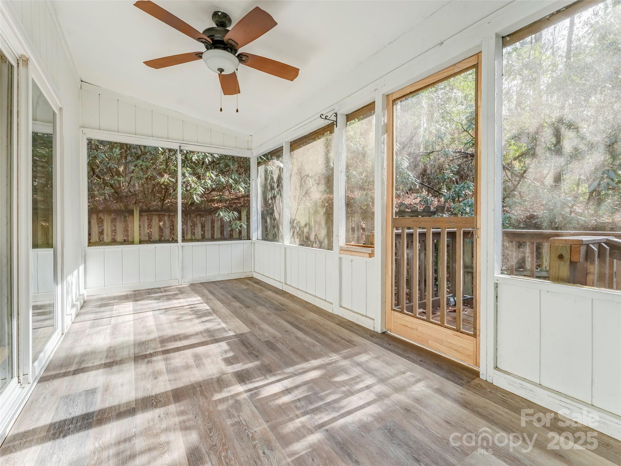 27 Spring Valley Road