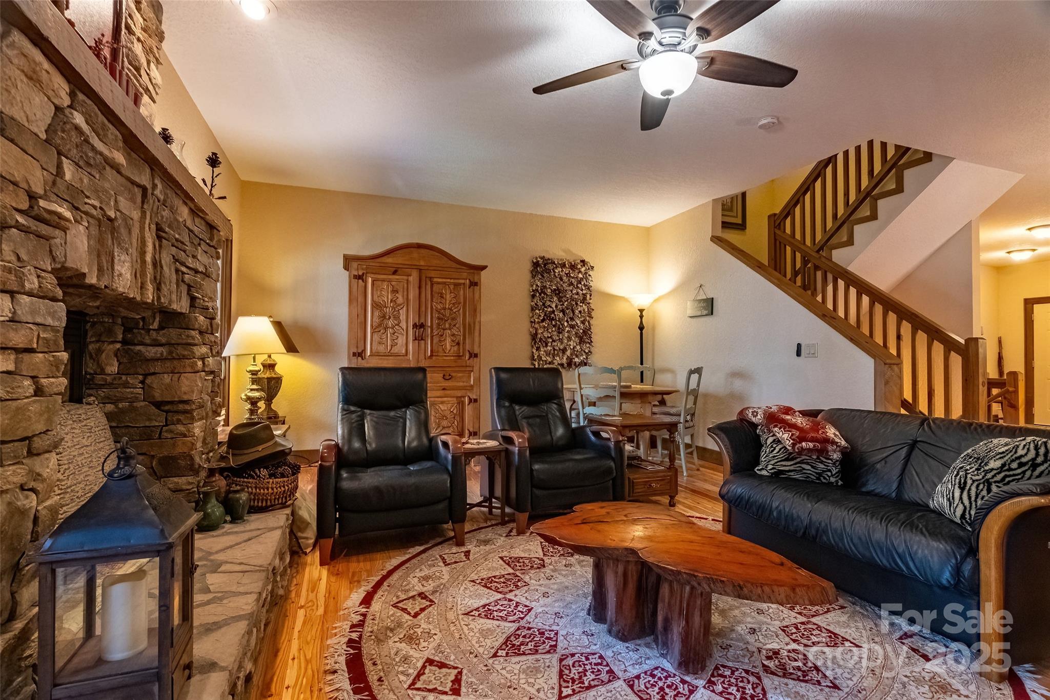620C Sapphire Road