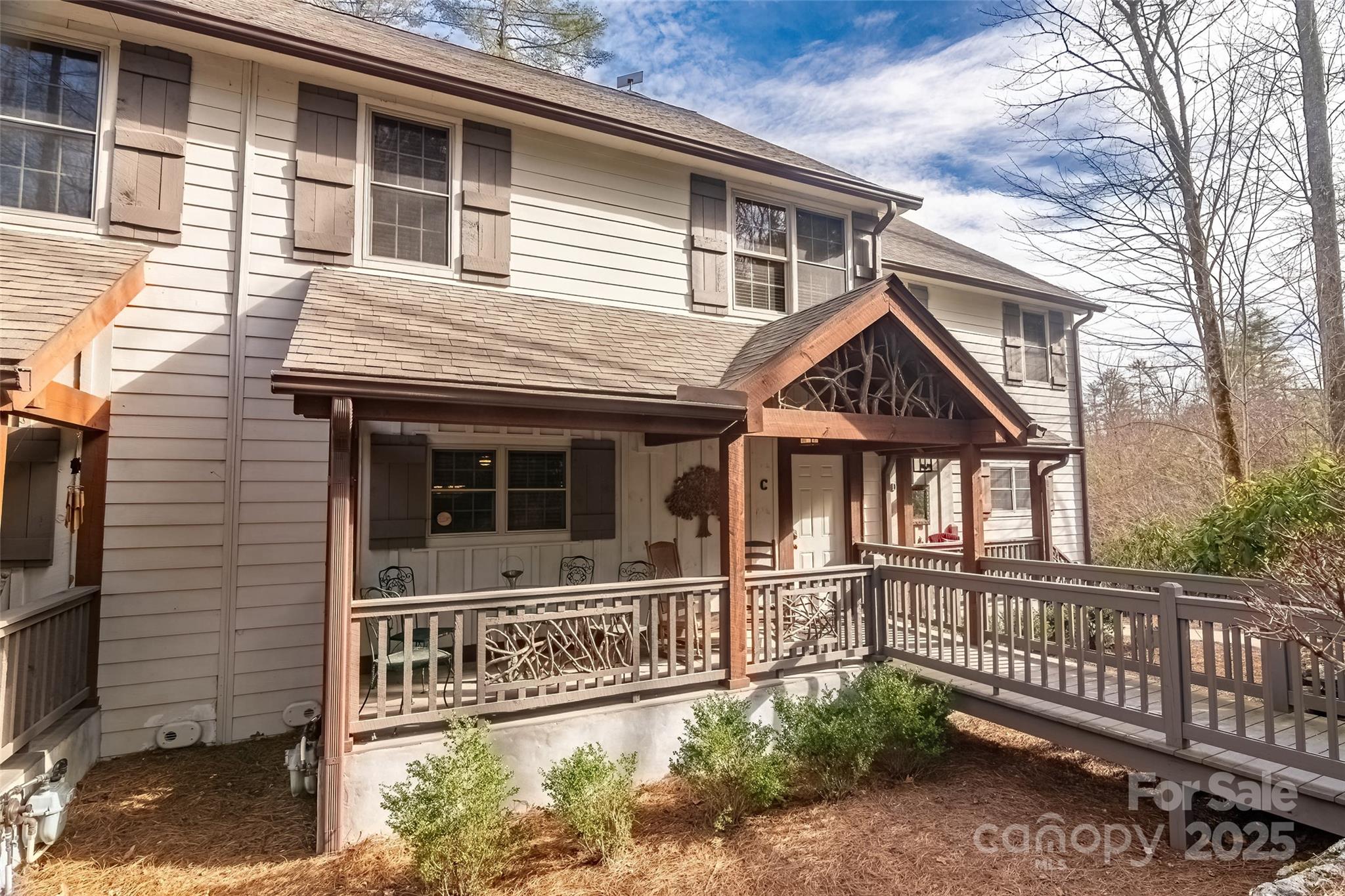 620C Sapphire Road
