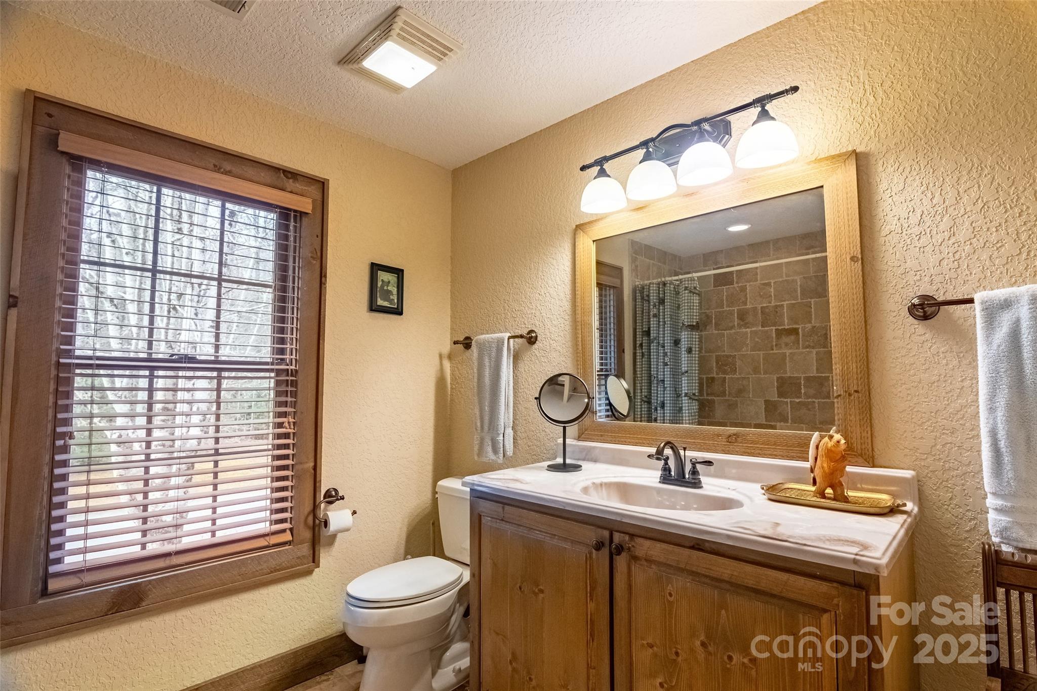 620C Sapphire Road