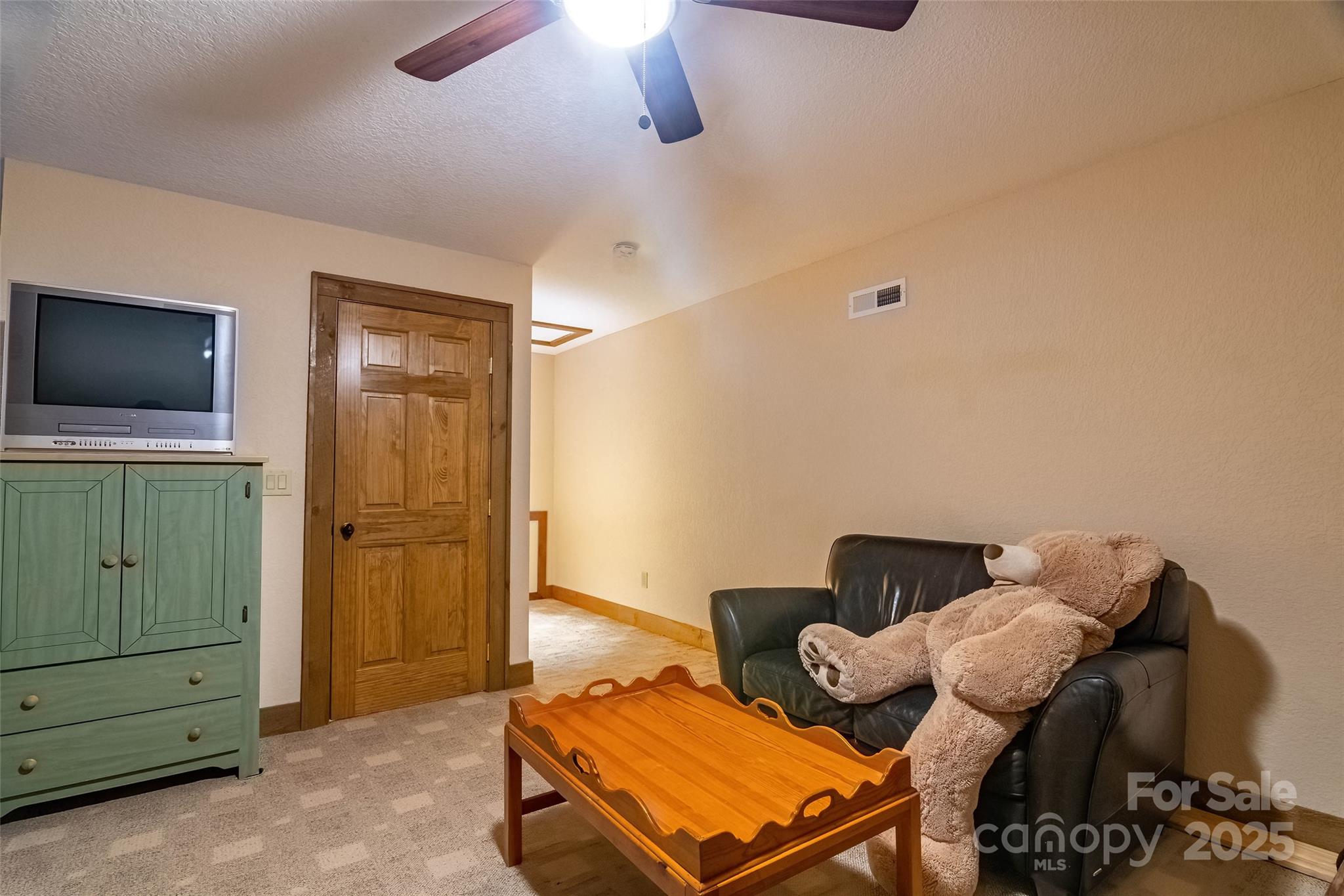 620C Sapphire Road