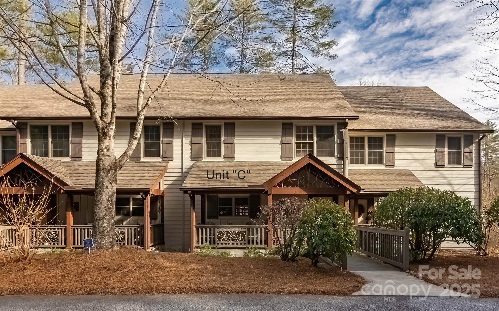 620C Sapphire Road