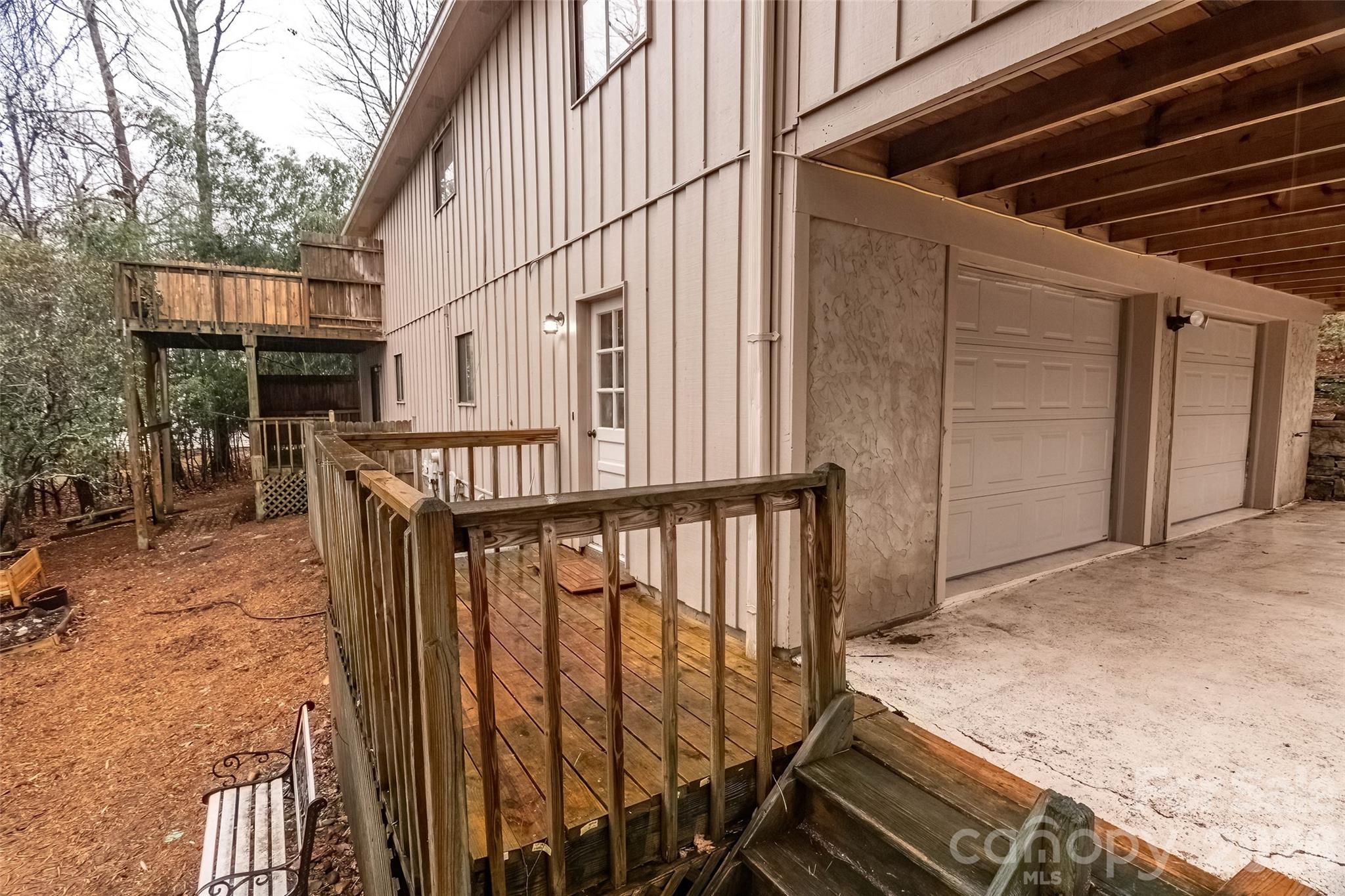 120 Breckenridge Court