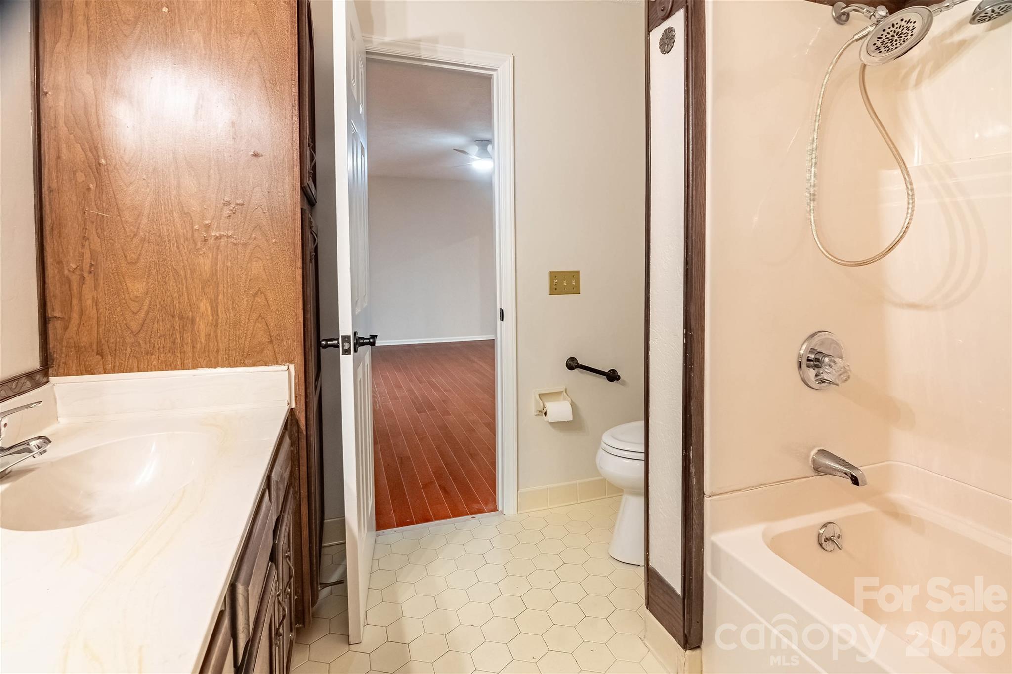 120 Breckenridge Court