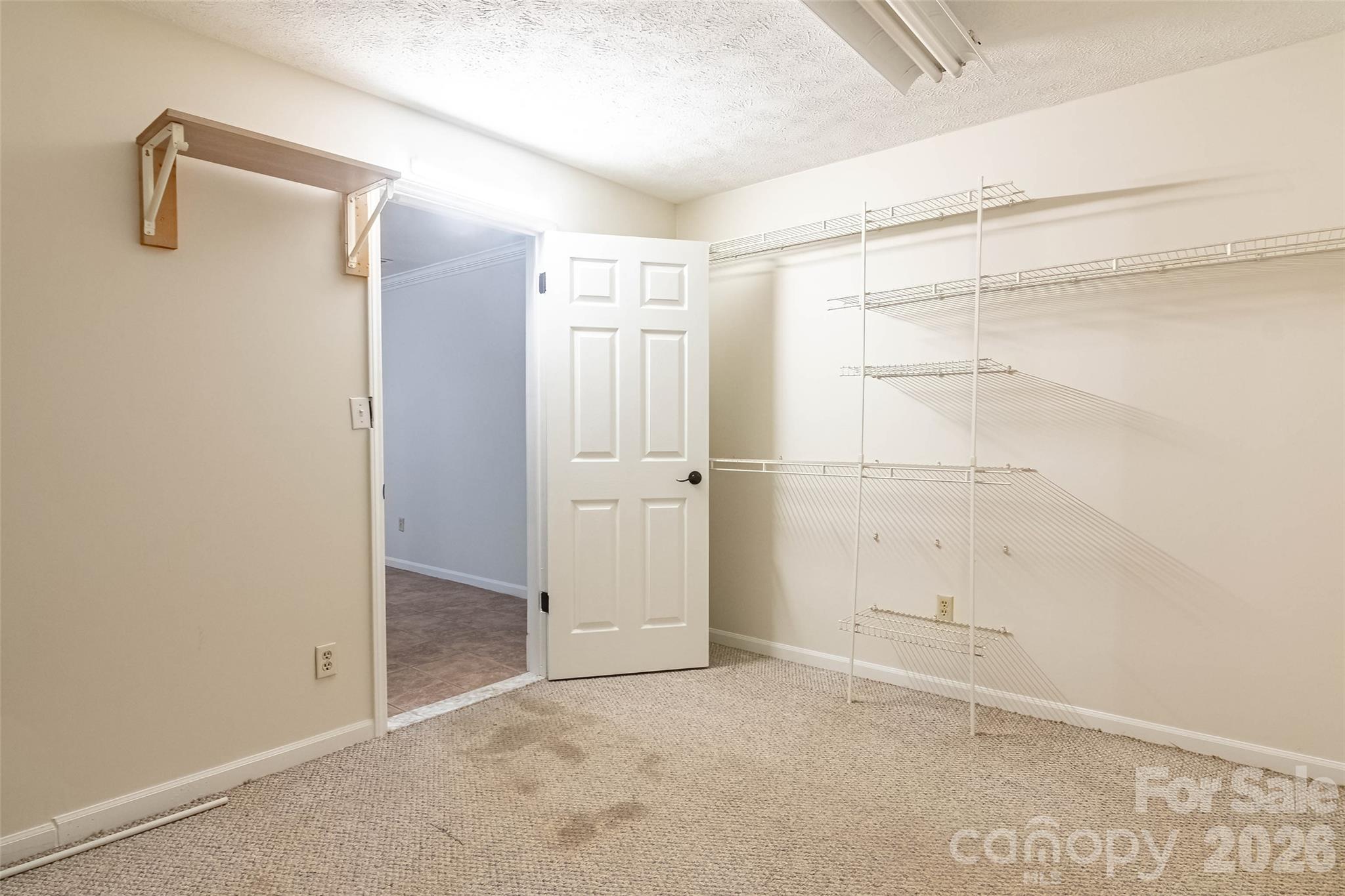 120 Breckenridge Court