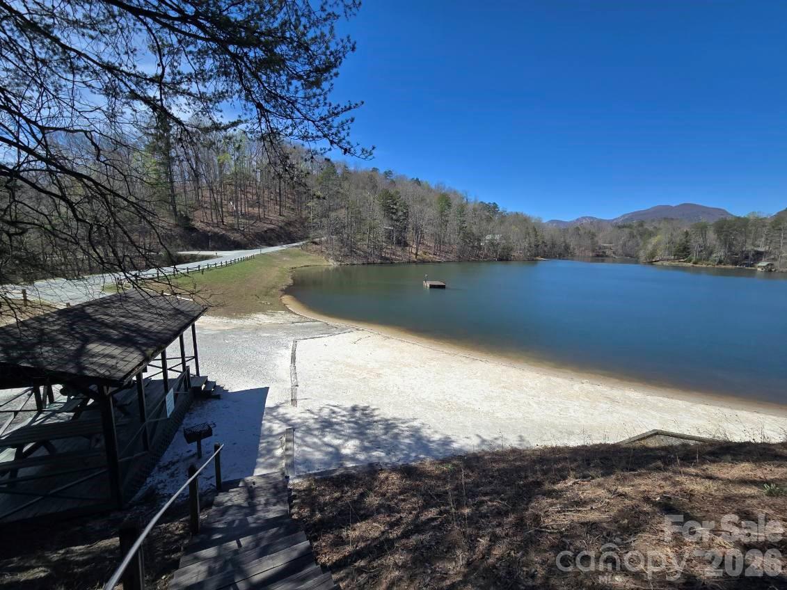 284 Oriole Drive