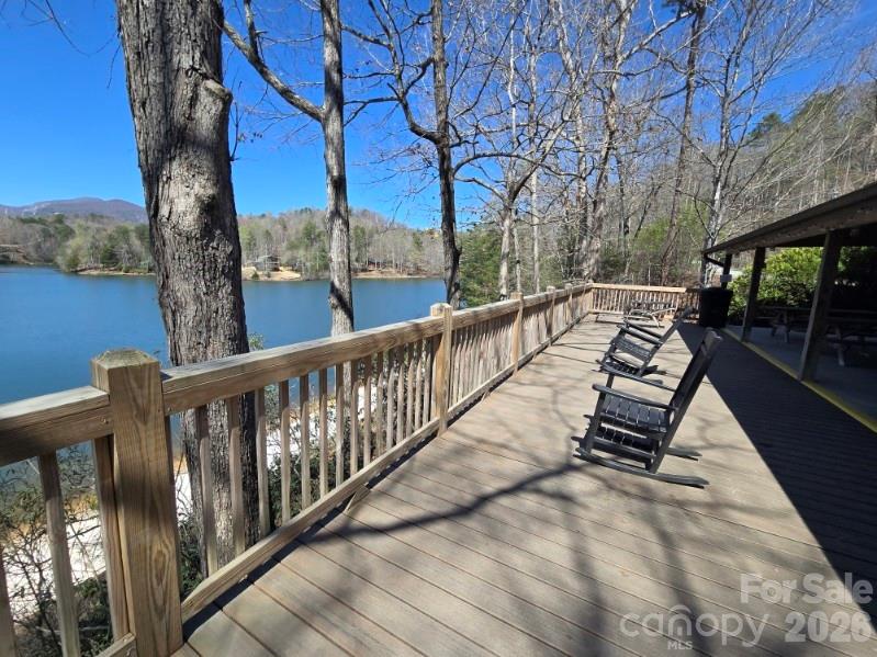 284 Oriole Drive