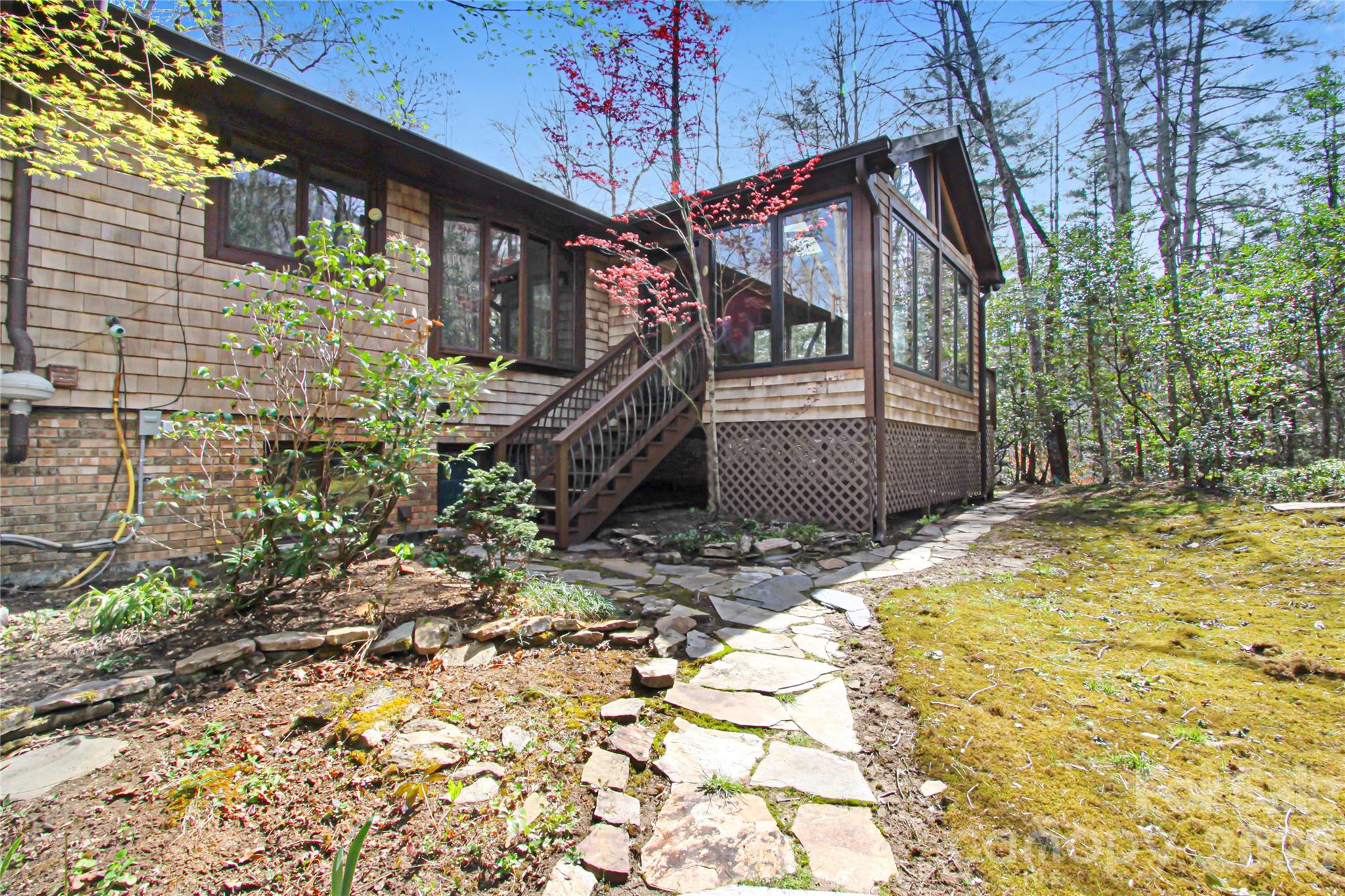540 Chickadee Lane